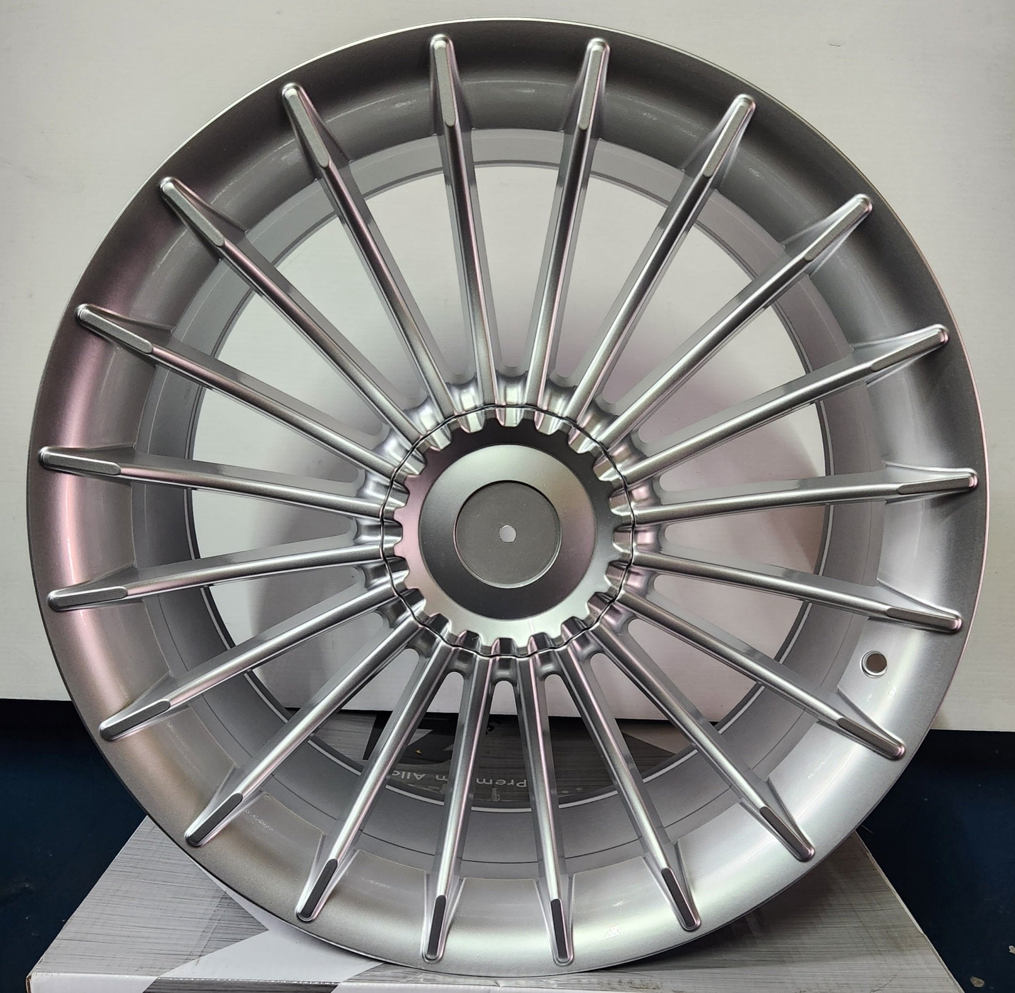 W724 20x9.5 5x112 / 5x120 HYPER SILVER - Gun Hill Tire House (WTW - WHOLESALE TIRES & WHEELS)