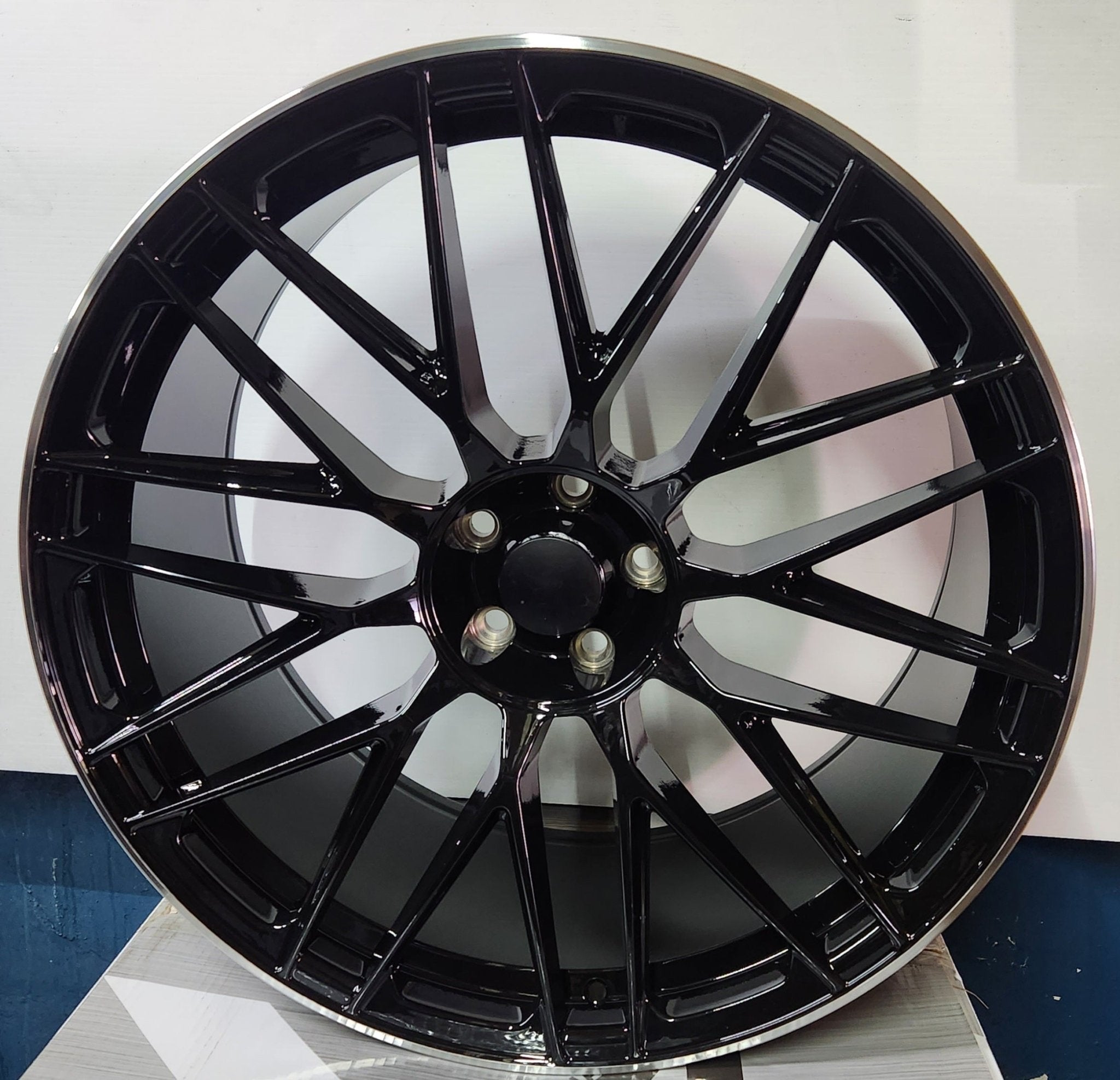 OE - 1118 22X9.5 5X112 PIANO BLACK MACHIND LIPS - Gun Hill Tire House (WTW - WHOLESALE TIRES & WHEELS)