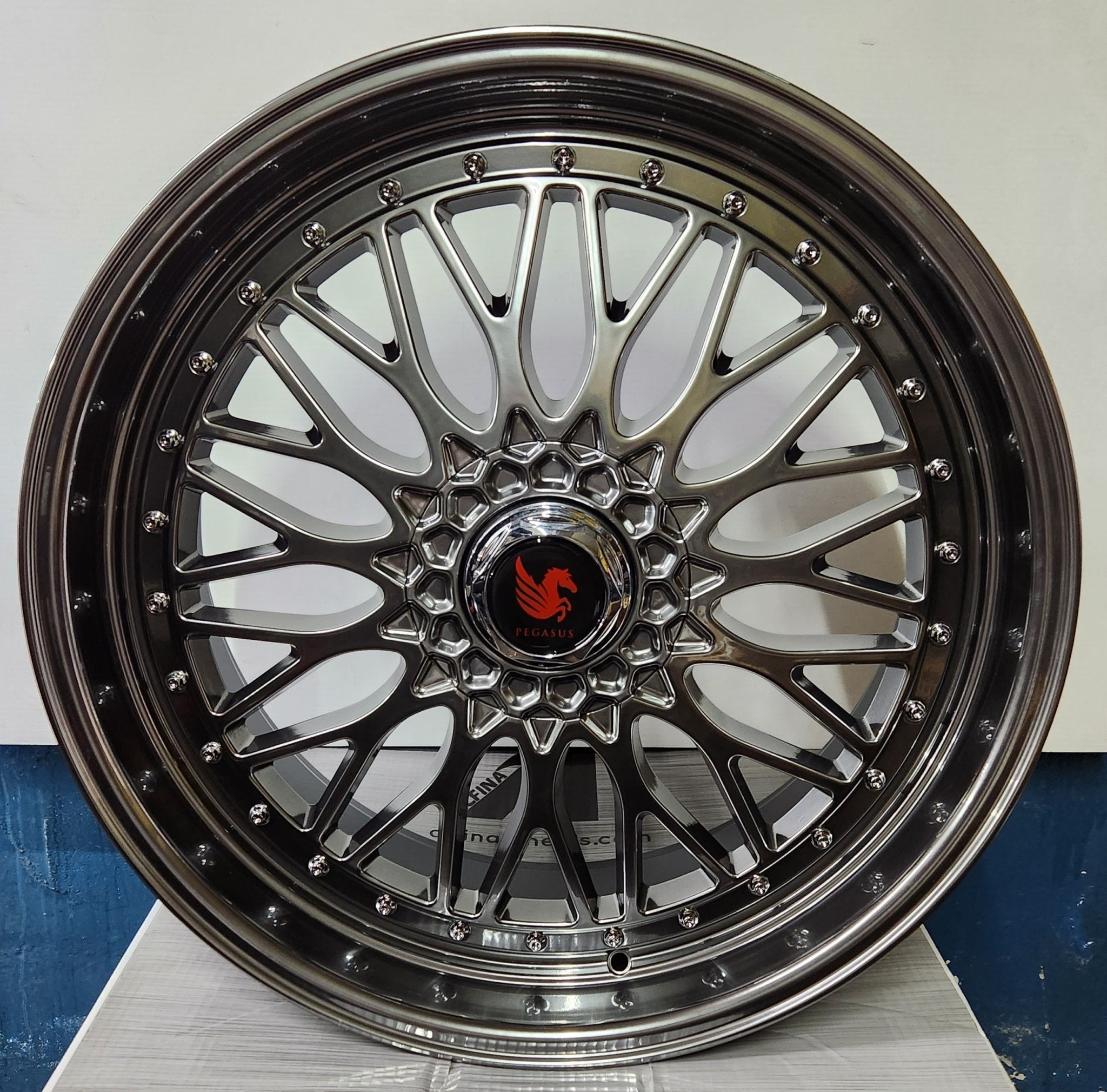 RBM1 22X10.5 5X112 5X114.3 5X120 FULL HYPER CHROME CHROME RIVETS - Gun Hill Tire House (WTW - WHOLESALE TIRES & WHEELS)