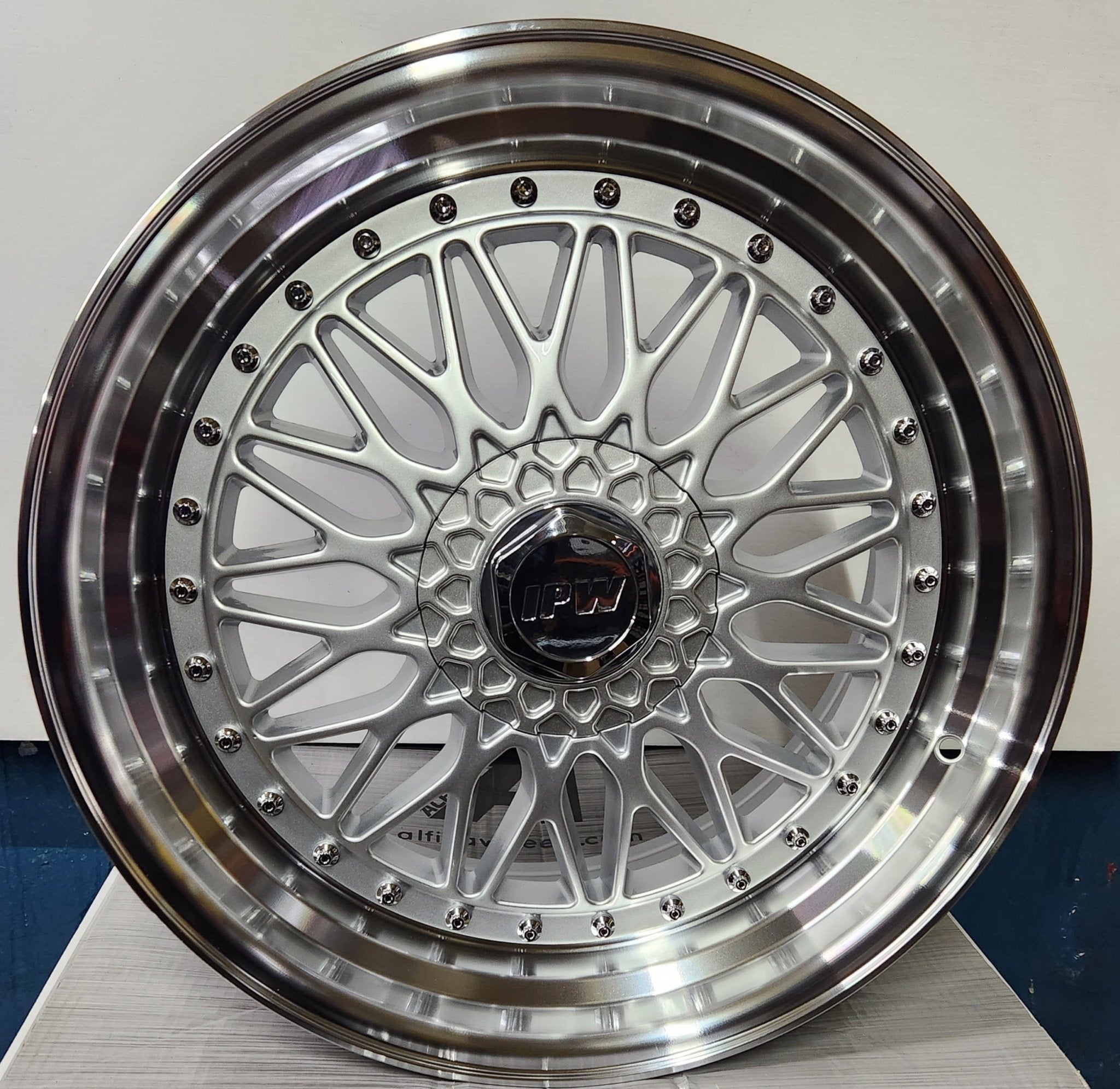 W881 WHEELS 19X8.5 5X114.3 / 5X120 SILVER MACHINED LIP - Gun Hill Tire House (WTW - WHOLESALE TIRES & WHEELS)