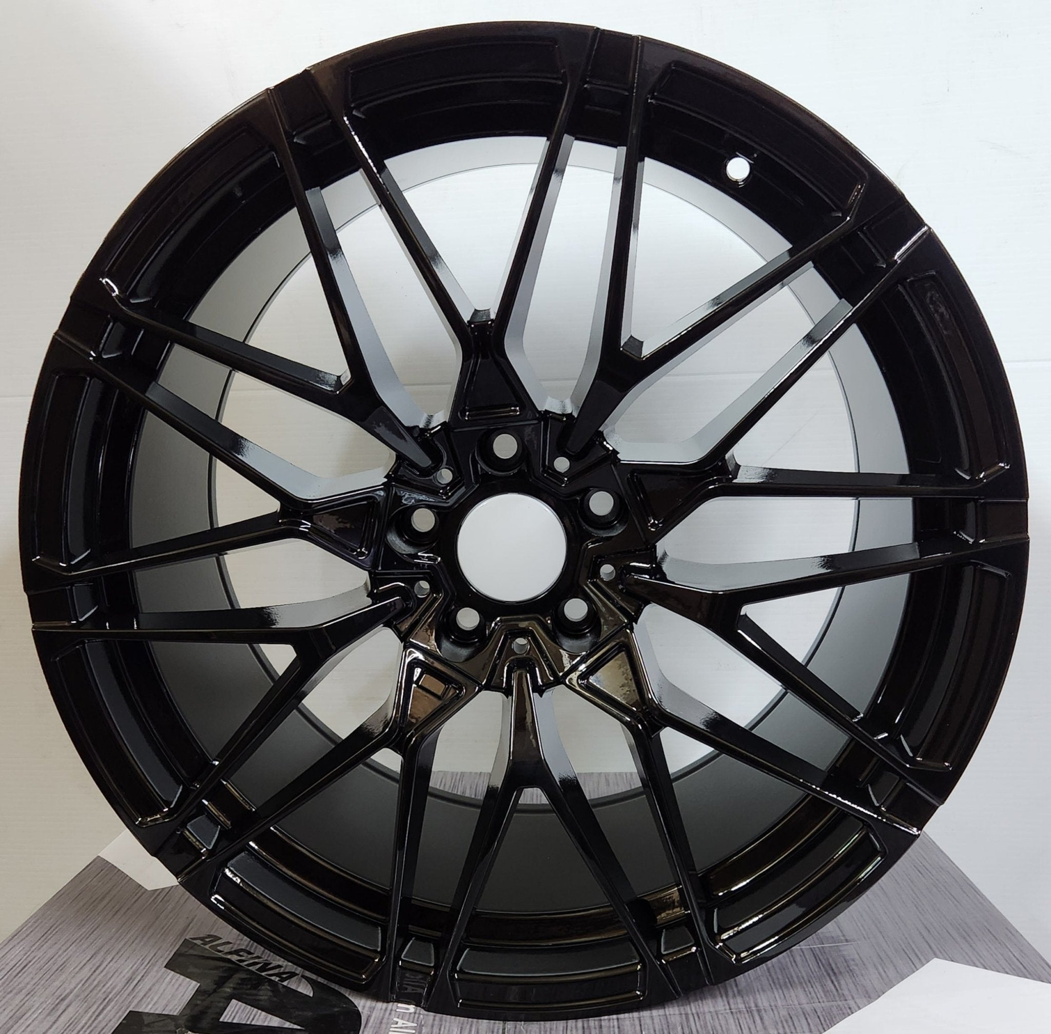 WCL207 - 15 818M STYLE 20x10.5 5x120 GLOSS BLACK - Gun Hill Tire House (WTW - WHOLESALE TIRES & WHEELS)