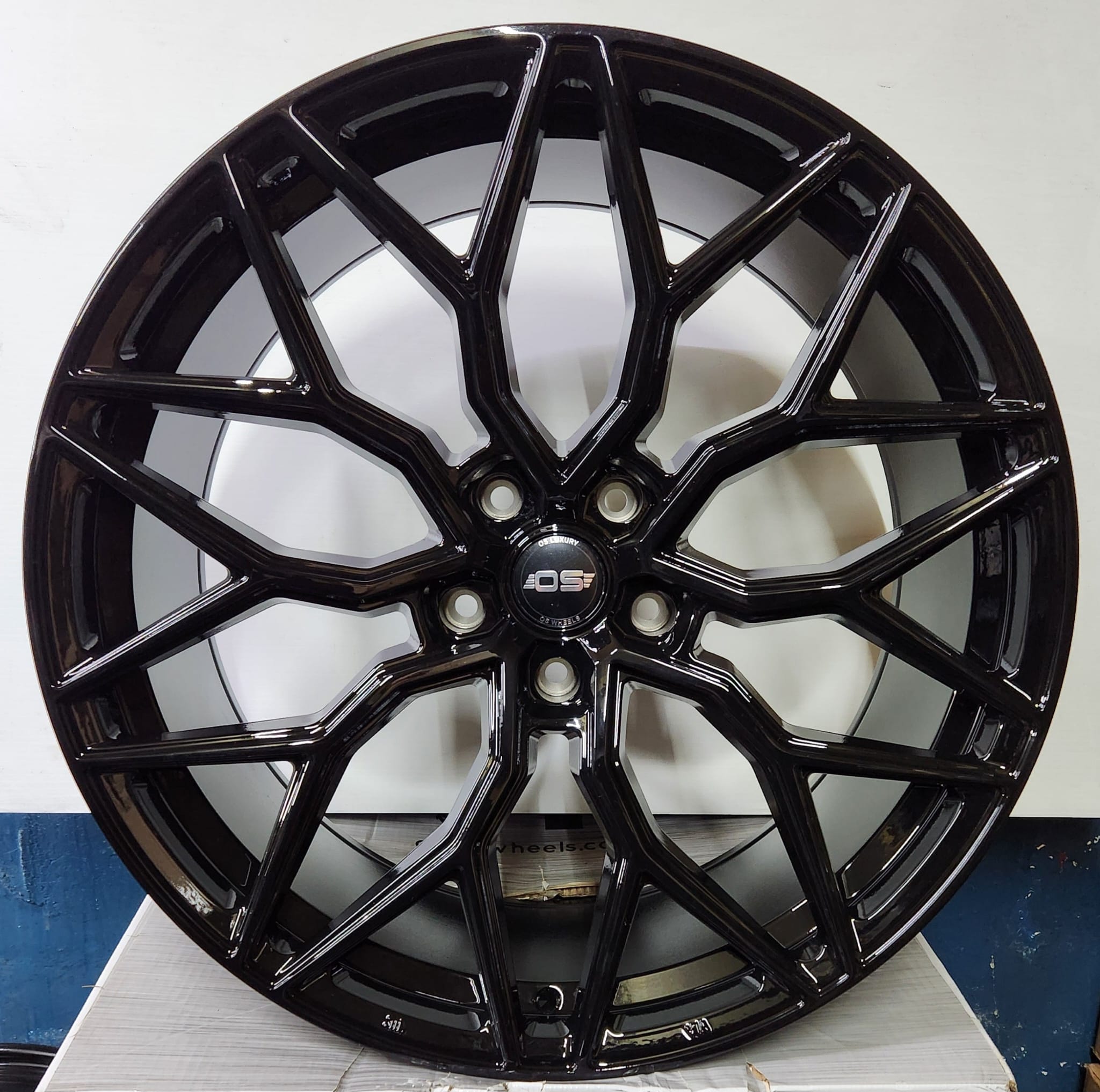 OE - 0319 507 20x9.0 5x114.3 GLOSS BLACK - Gun Hill Tire House (WTW - WHOLESALE TIRES & WHEELS)