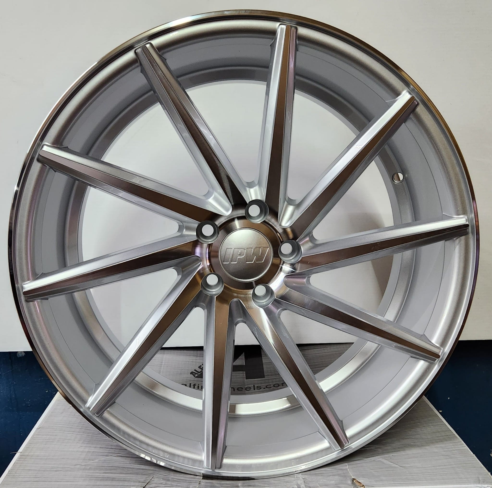 W013 20x8.5 5X112 5x114.3 SILVER MACHINE FACE - Gun Hill Tire House (WTW - WHOLESALE TIRES & WHEELS)