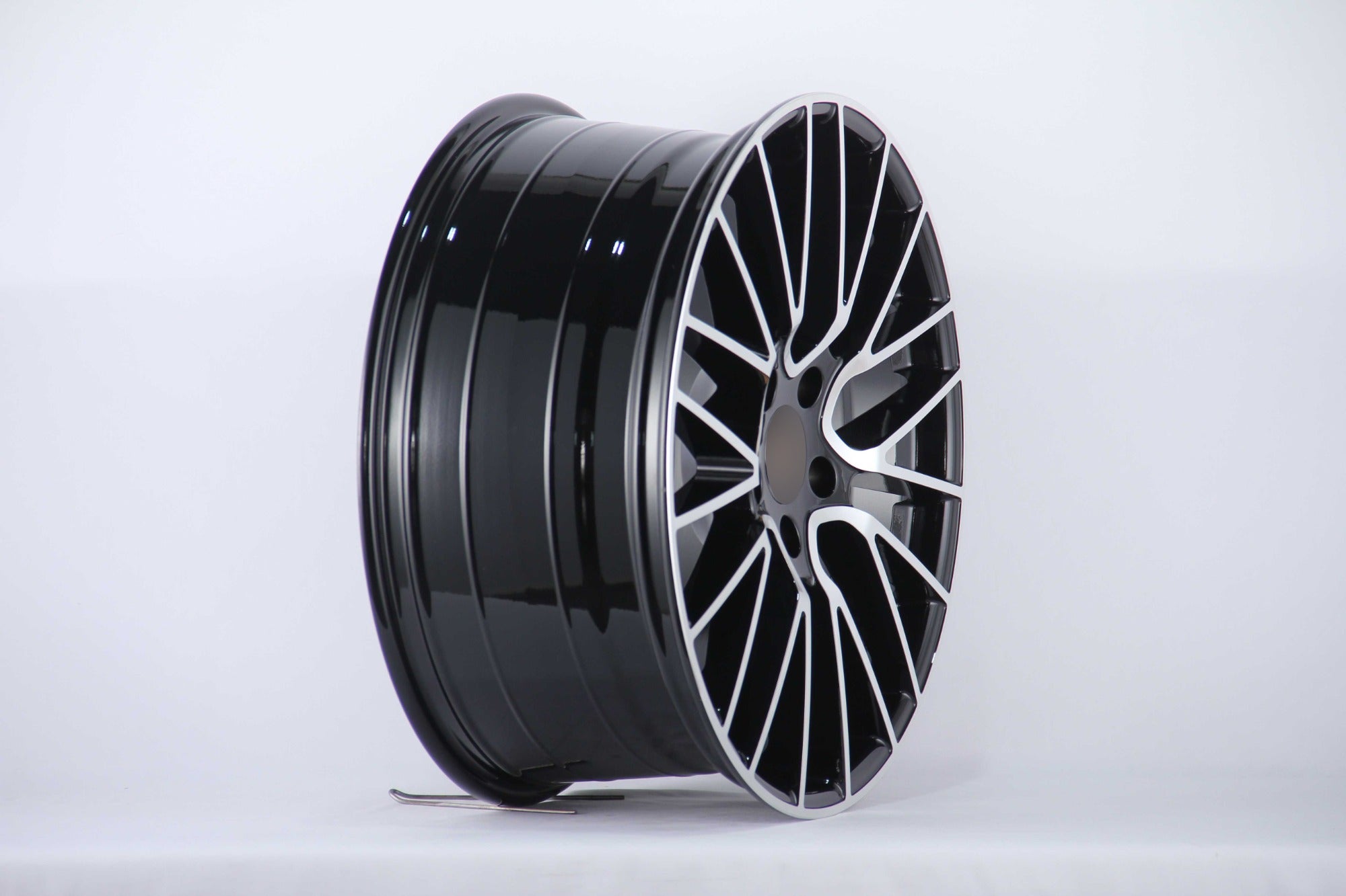 W855 iV - 704 Black Machined Face 22x10 ET48 5x130 CB71.6 - Gun Hill Tire House (WTW - WHOLESALE TIRES & WHEELS)