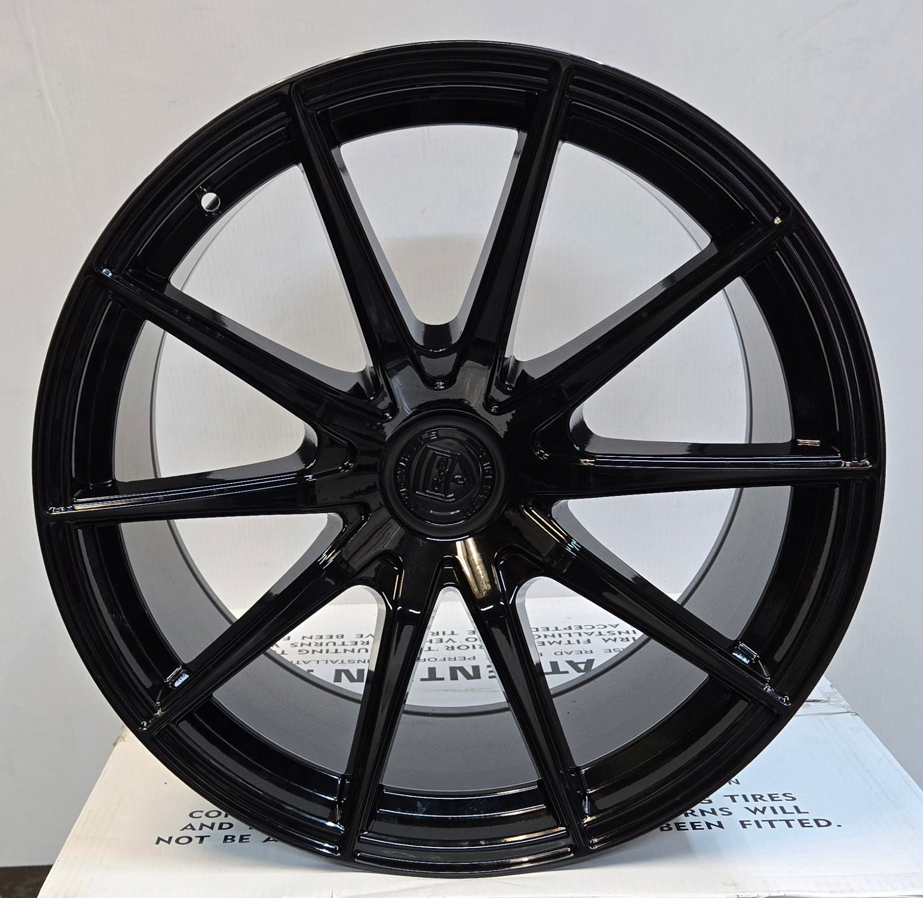 GWG HP4 19X9.0 BLANK GLOSS BLACK - Gun Hill Tire House (WTW - WHOLESALE TIRES & WHEELS)