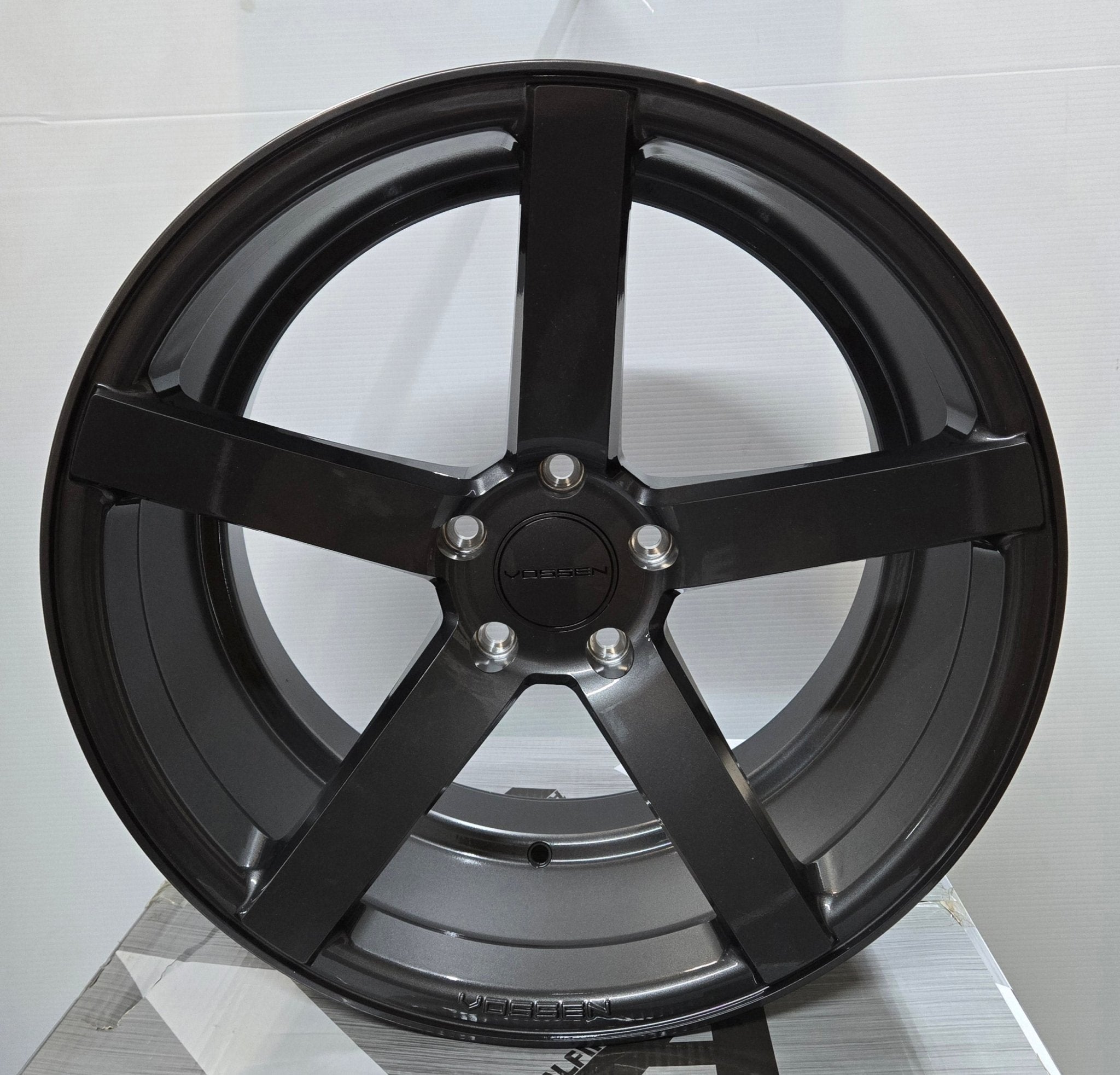 Vossen CV3 - R Size 20x9 5x120 GUNMETAL - Gun Hill Tire House (WTW - WHOLESALE TIRES & WHEELS)