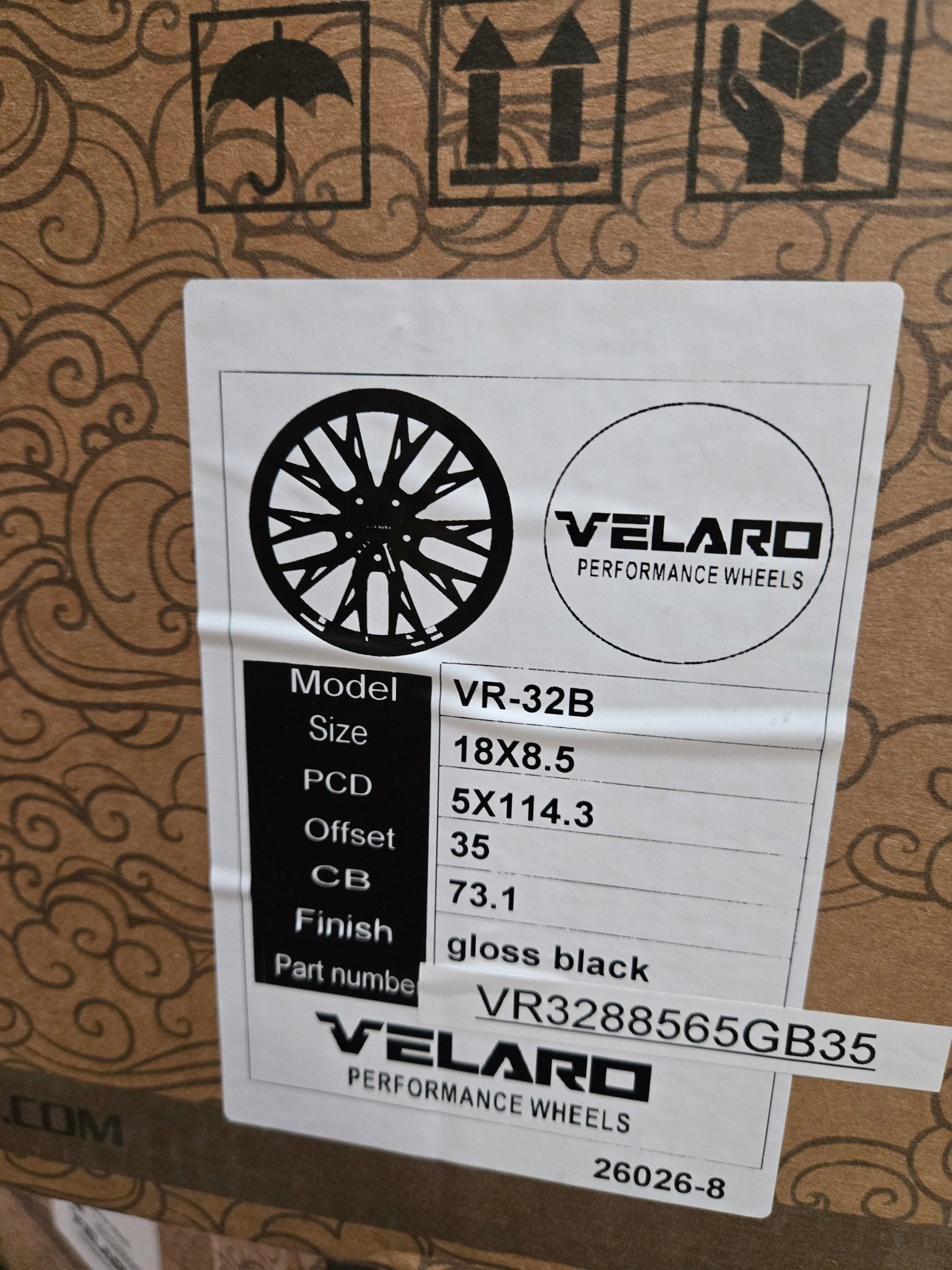 VELARO VR-32 18X8.5 5X114.3 GLOSS BLACK - Gun Hill Tire House (WTW-WHOLESALE TIRES & WHEELS)
