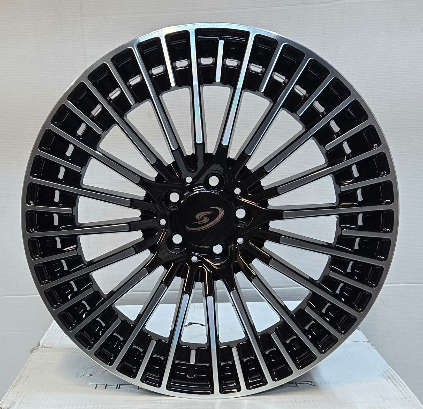 OE - 1088 20X9.5 5X112 PIANO BLACK MACHINED FACE - Gun Hill Tire House (WTW - WHOLESALE TIRES & WHEELS)