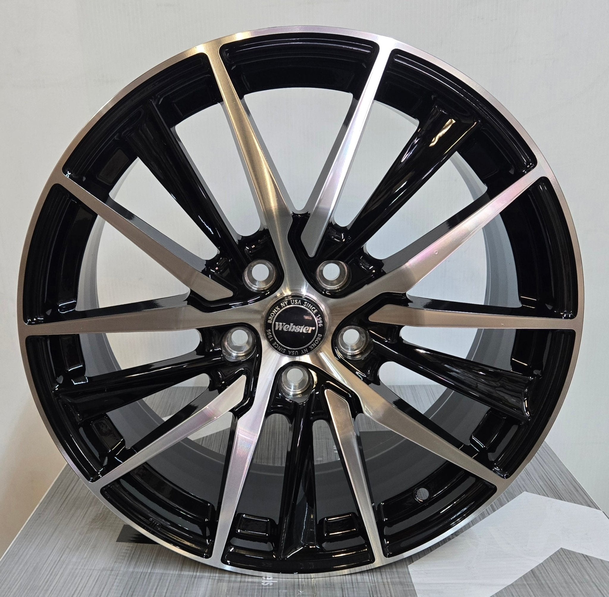 H893 5 - V STYLE 18X8.0 5X114.3 PIANO BLACK MACHINED - Gun Hill Tire House (WTW - WHOLESALE TIRES & WHEELS)