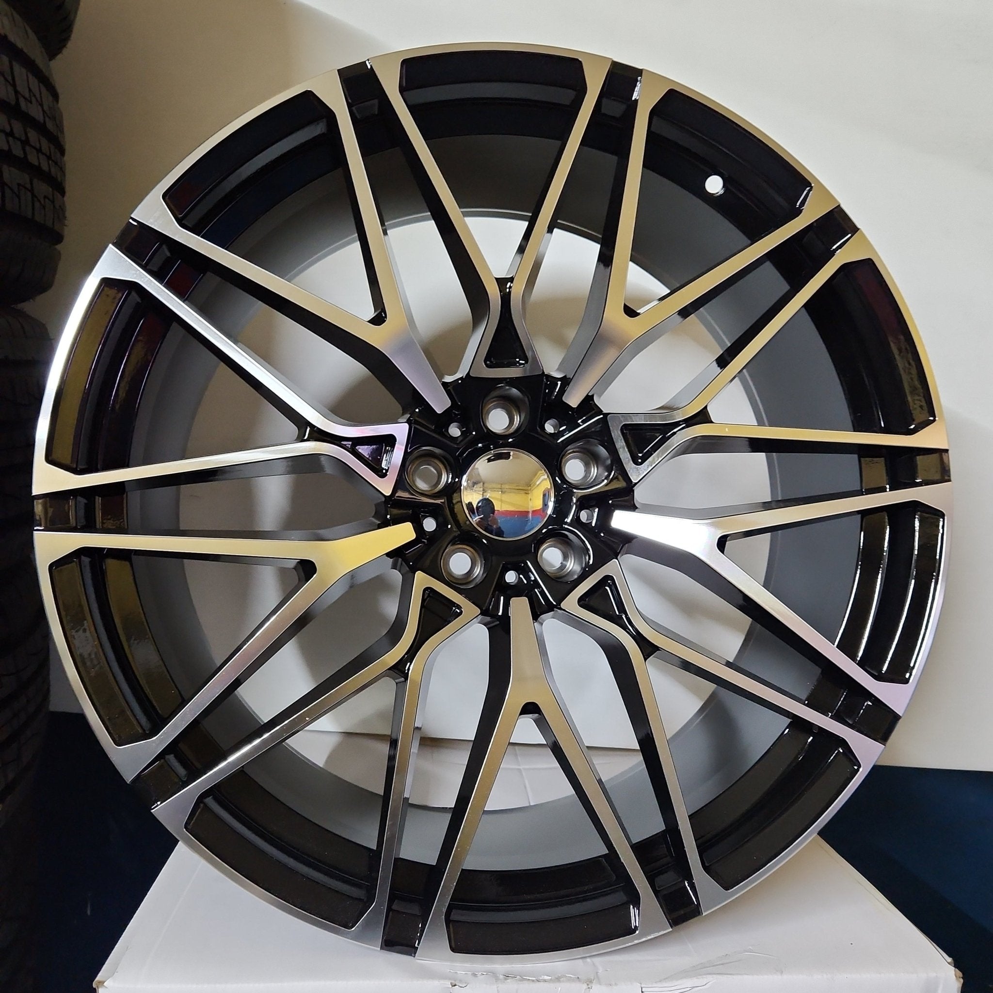 W741 WHEELS 495 22X9.5 5X120 BLACK MACHINE FACE - Gun Hill Tire House (WTW - WHOLESALE TIRES & WHEELS)