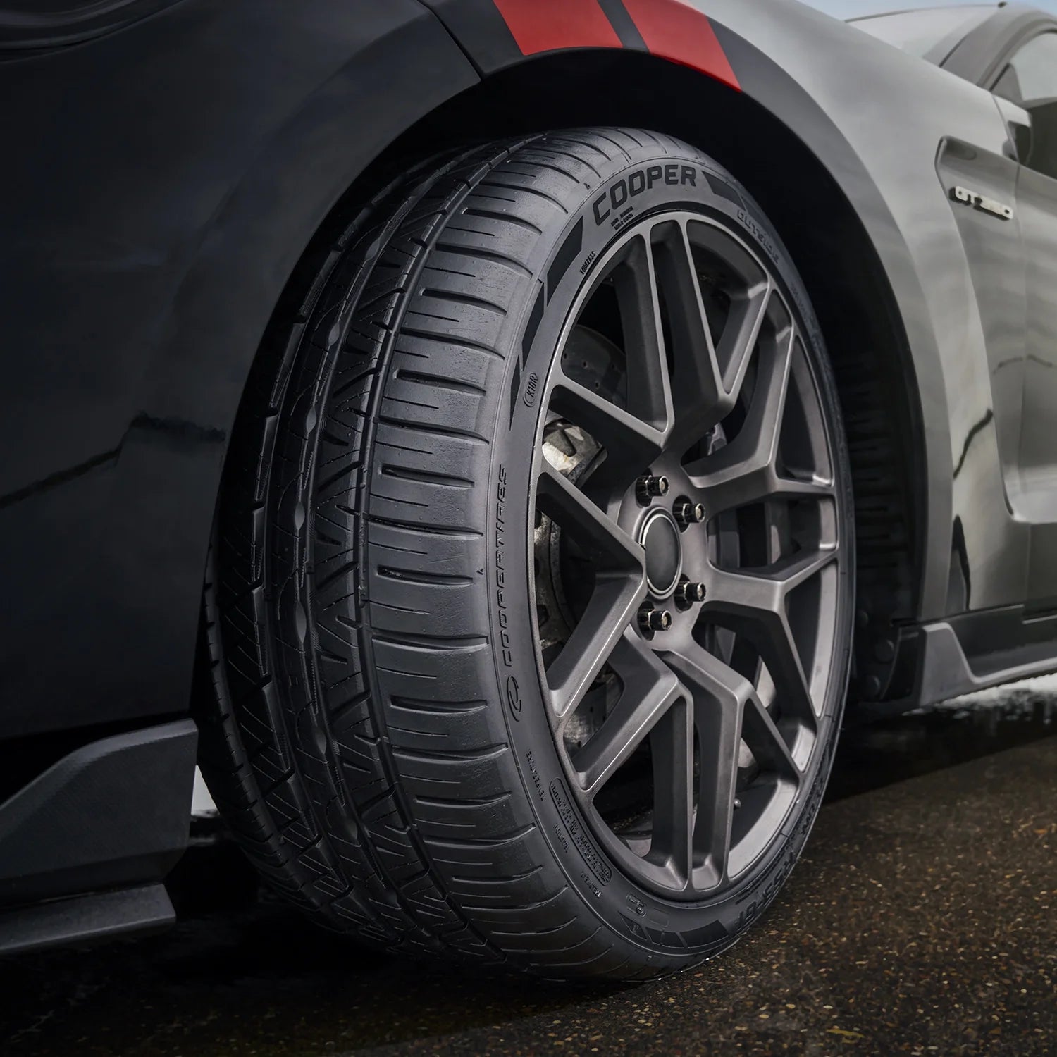255/45R20 Cooper Zeon RS3 - G1 All Season 101W Passenger Tire - Gun Hill Tire House (WTW - WHOLESALE TIRES & WHEELS)
