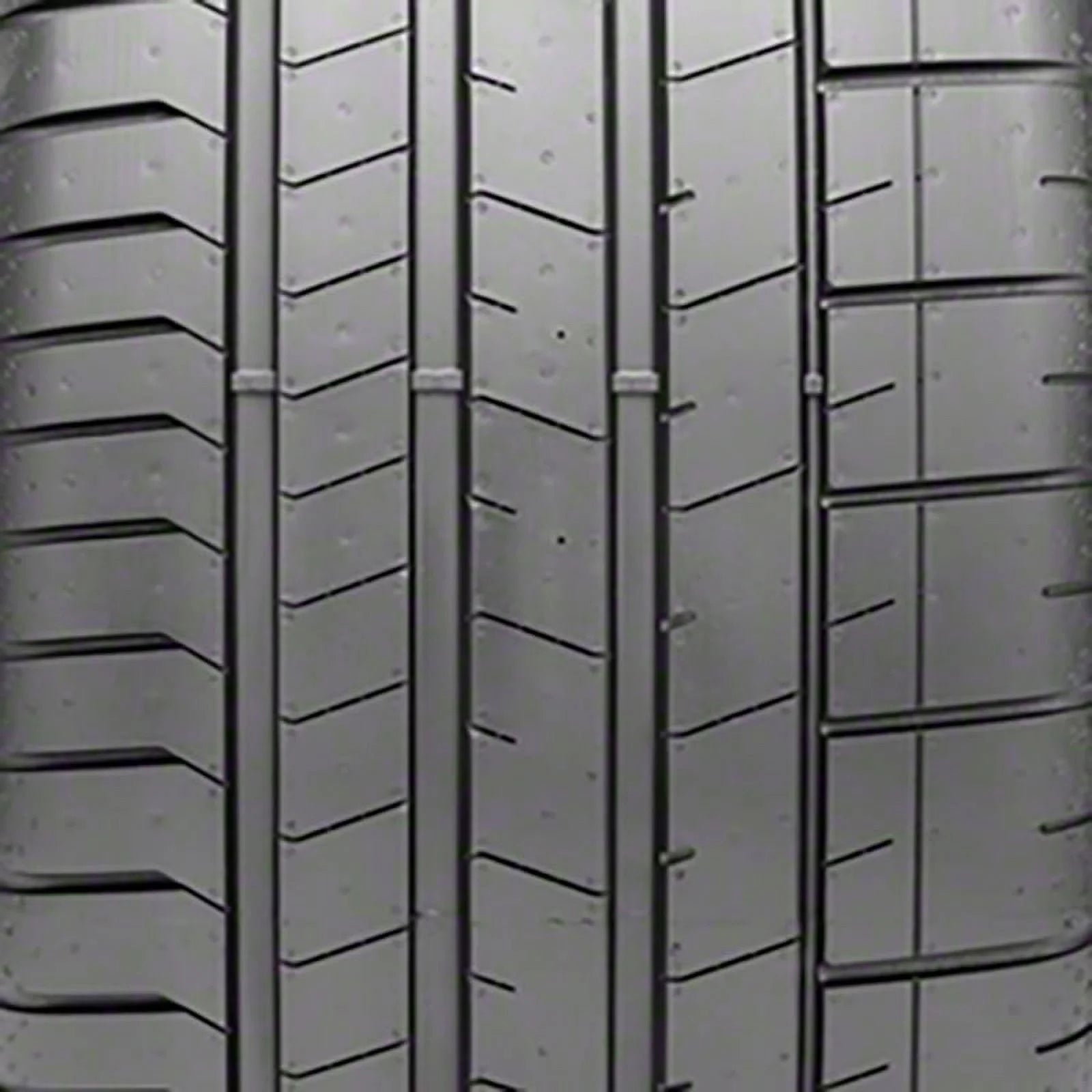 285/30R20 Pirelli P Zero (Pz4 - Sport) Summer 99Y XL Passenger Tire - Gun Hill Tire House (WTW - WHOLESALE TIRES & WHEELS)