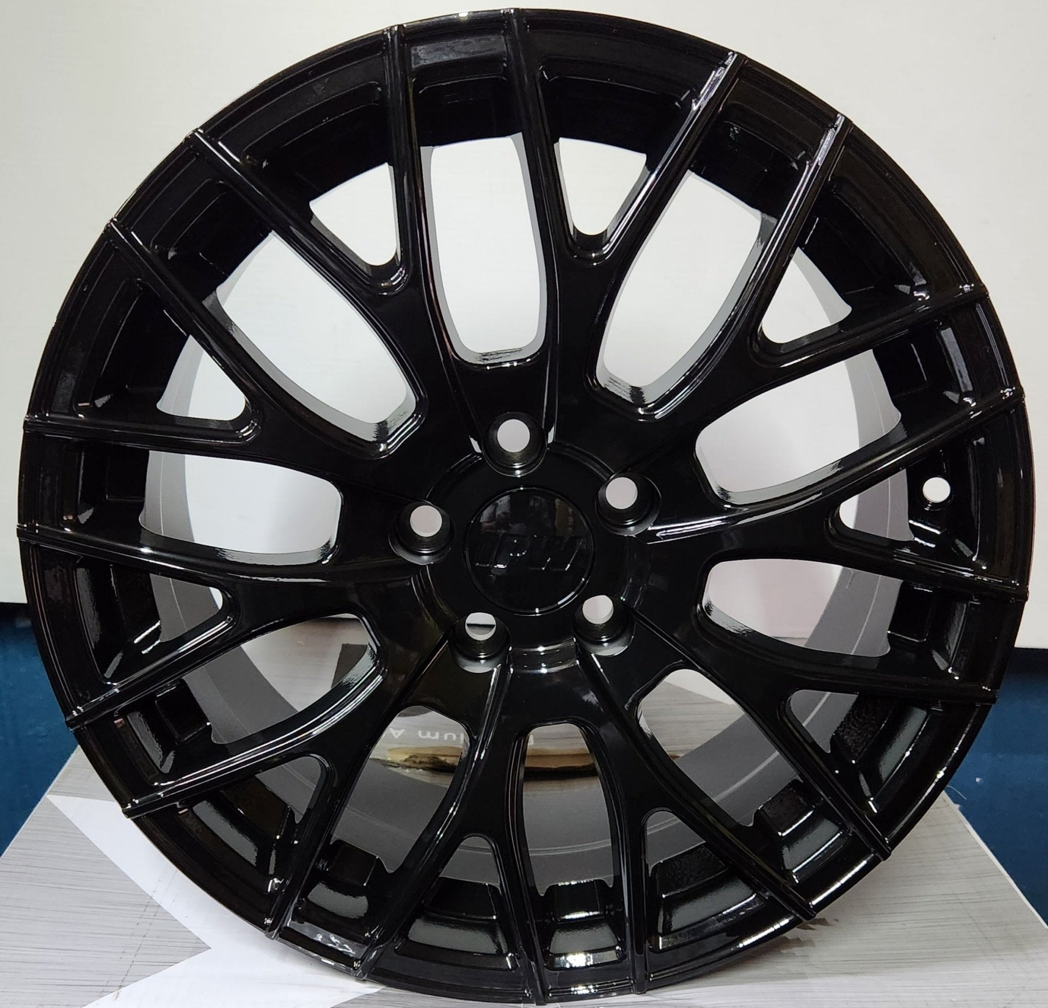 W008 16X7.0 5X4.5 GLOSS BLACK - Gun Hill Tire House (WTW - WHOLESALE TIRES & WHEELS)