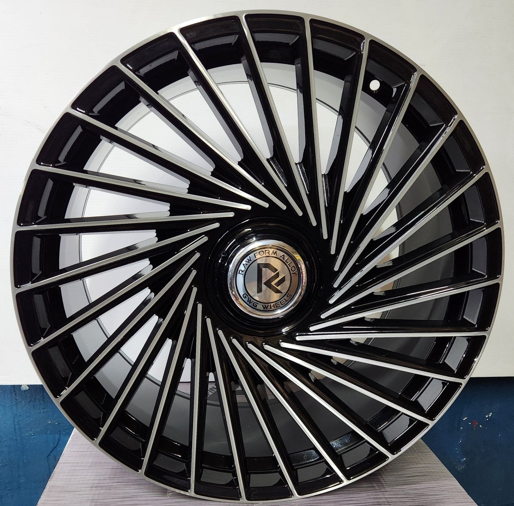 GWG RF2 22X10.5 BLANK GLOSS BLACK BRUSHED FACE - Gun Hill Tire House (WTW - WHOLESALE TIRES & WHEELS)