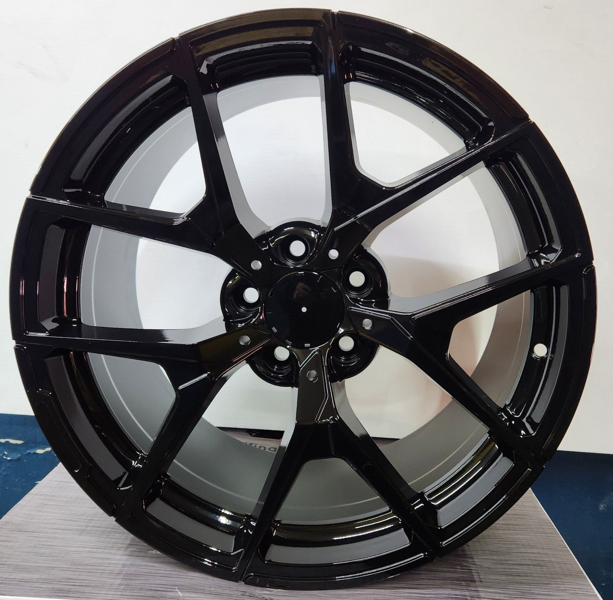 W838 18X9.5 5X112 GLOSS BLACK - Gun Hill Tire House (WTW - WHOLESALE TIRES & WHEELS)