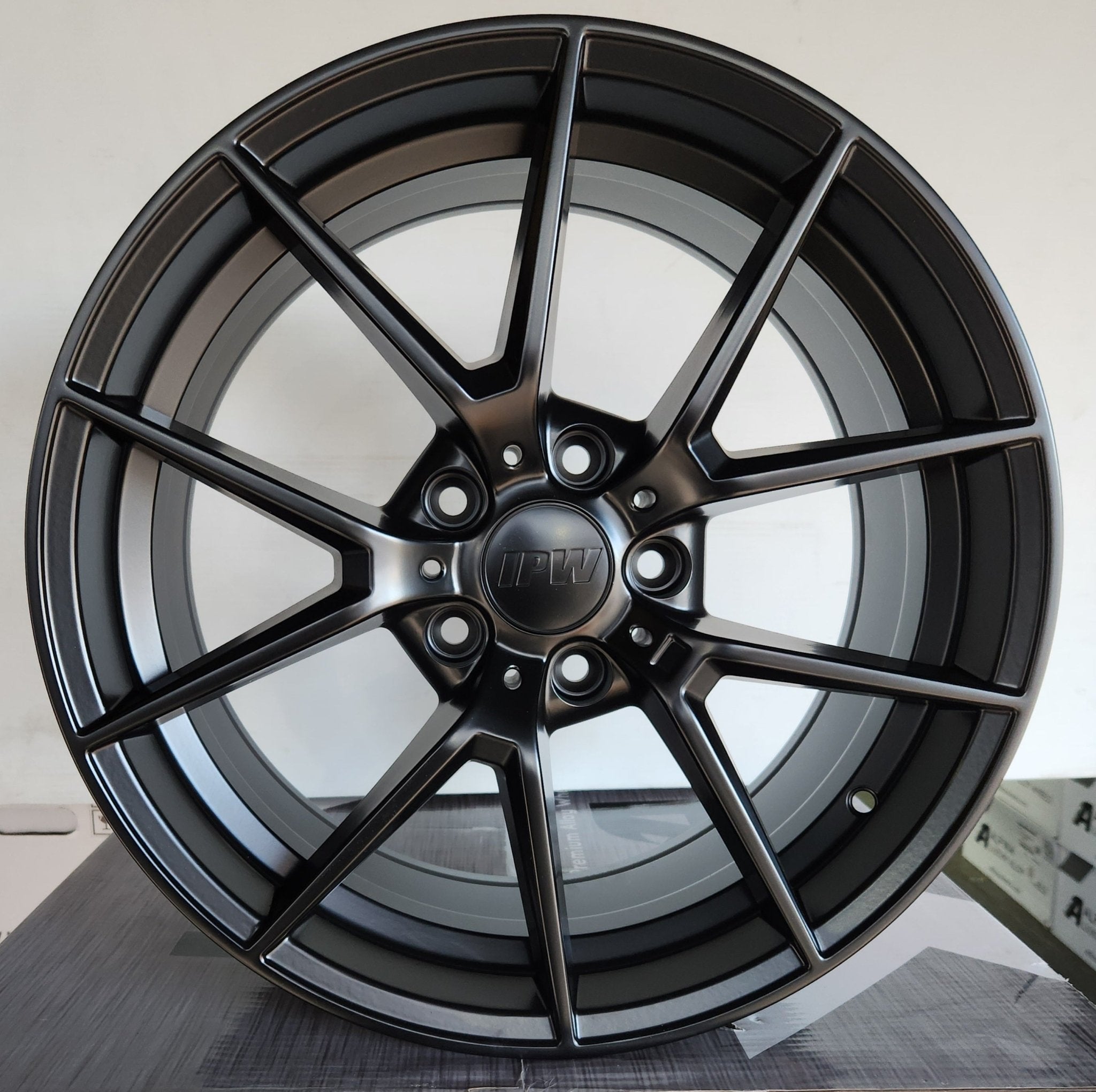 W705 18x8.0 5x120 SATIN BLACK - Gun Hill Tire House (WTW - WHOLESALE TIRES & WHEELS)