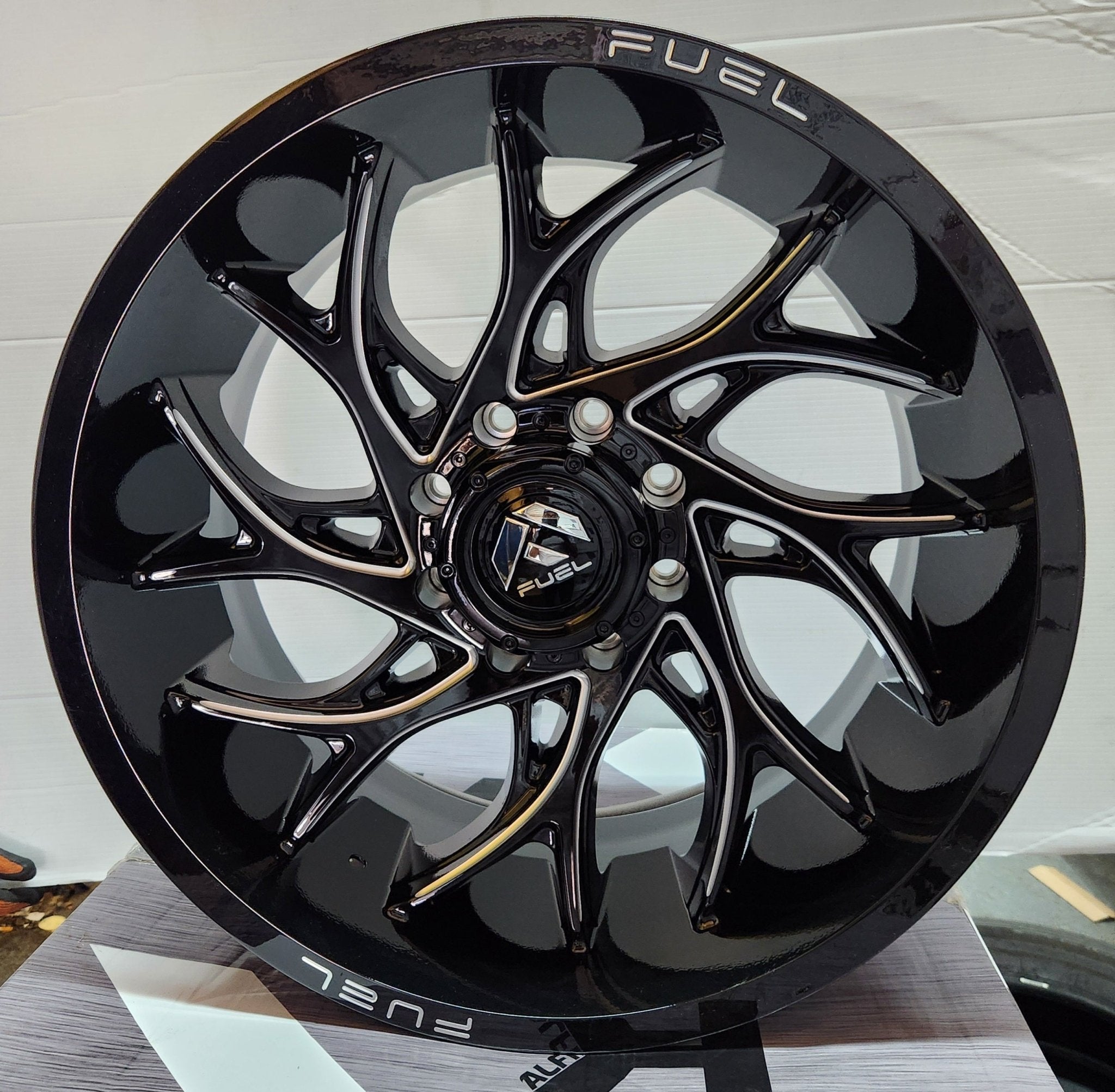 FUEL D741 22X10 8X165 GLOSS BLACK - Gun Hill Tire House (WTW - WHOLESALE TIRES & WHEELS)