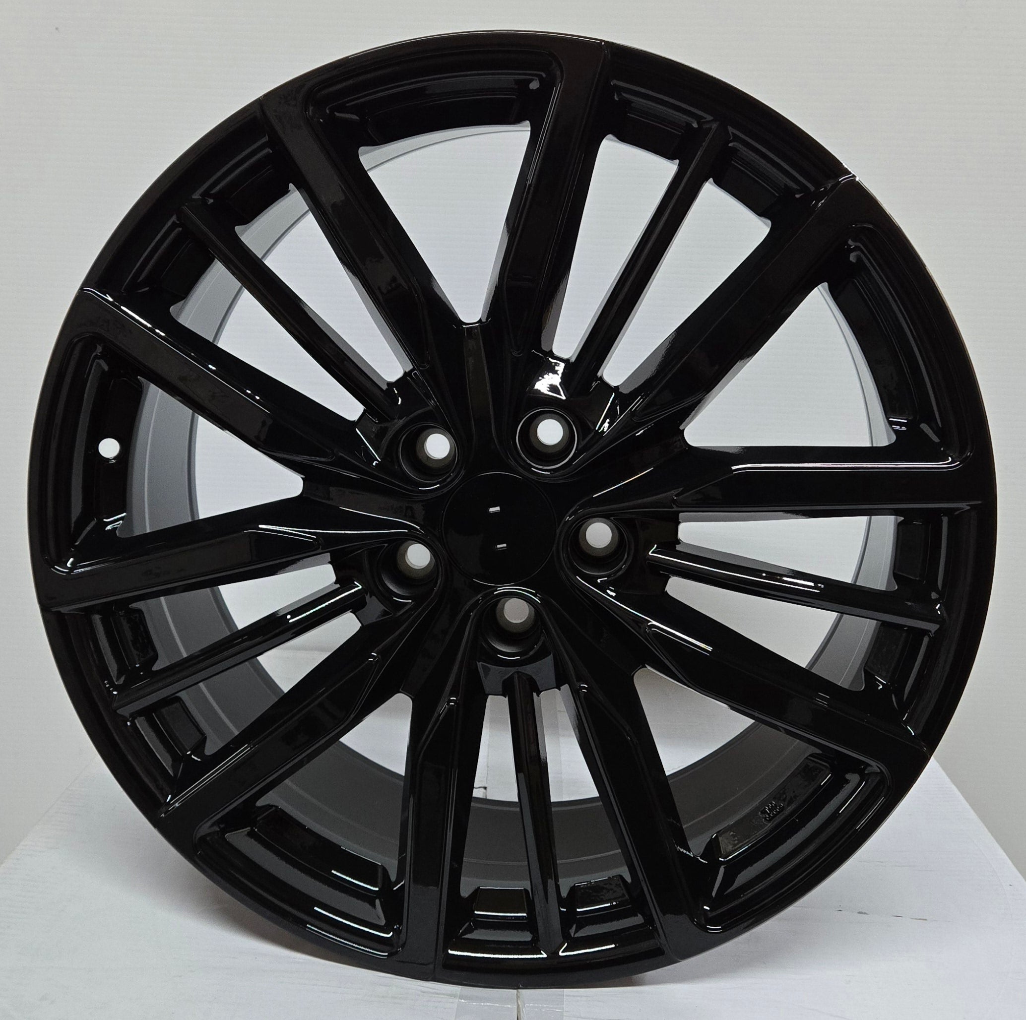 H1000 20x8.5 5x114.3 GLOSS BLACK - Gun Hill Tire House (WTW - WHOLESALE TIRES & WHEELS)