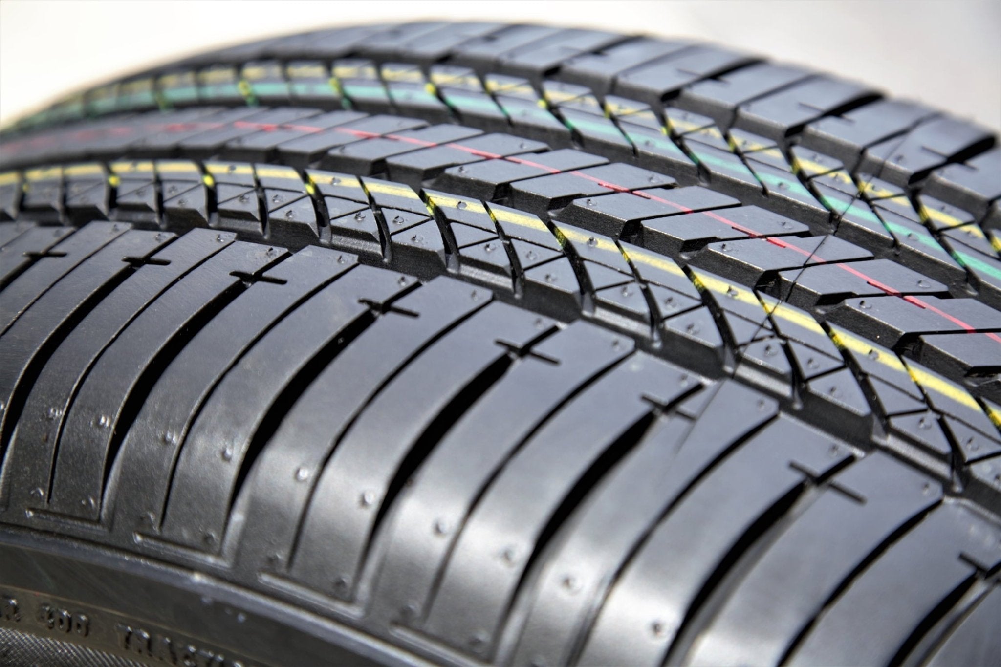 255/35R18 Bridgestone Turanza EL400 - 02 90 W Tire - Gun Hill Tire House (WTW - WHOLESALE TIRES & WHEELS)