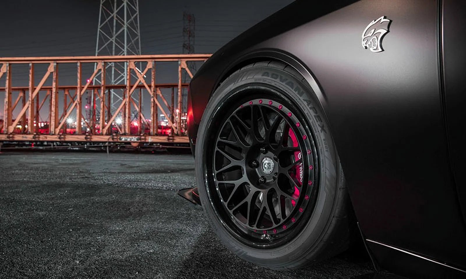 285/30R19 Yokohama Advan Apex V601 UHP 98Y XL Passenger Tire - Gun Hill Tire House (WTW - WHOLESALE TIRES & WHEELS)