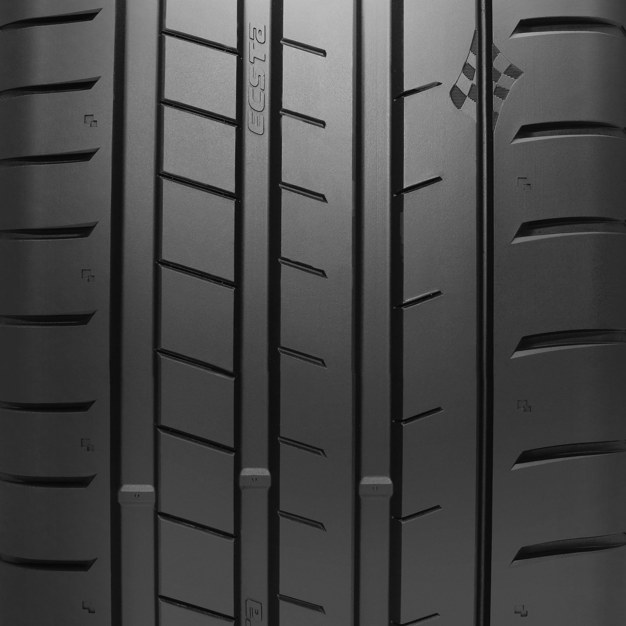 245/45ZR18 Kumho Ecsta PS91 UHP Summer (100Y) XL Passenger Tire - Gun Hill Tire House (WTW - WHOLESALE TIRES & WHEELS)