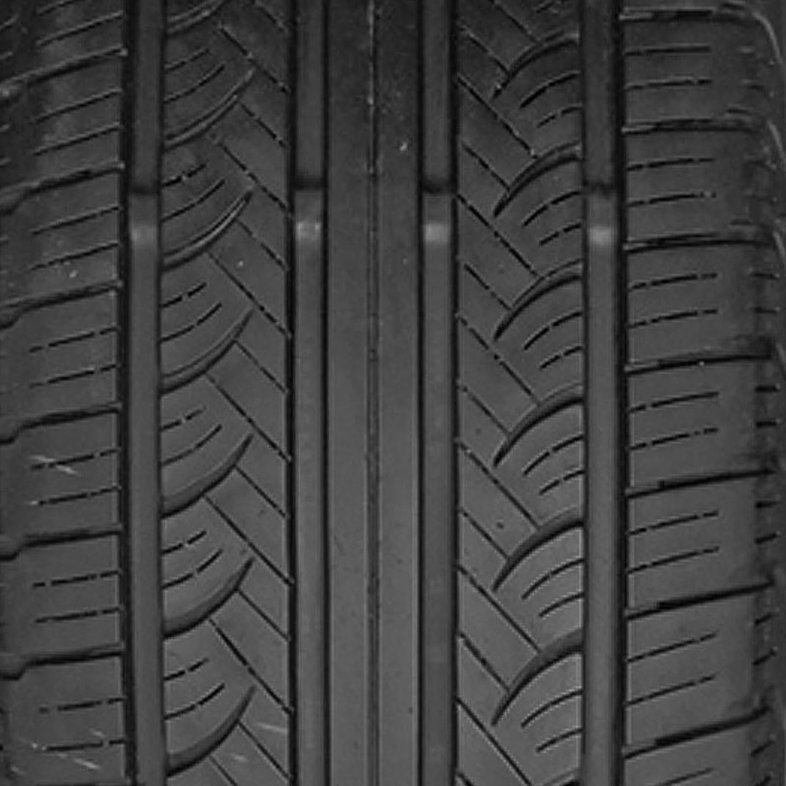 P235/70R16 Yokohama Avid Touring - S 104T All Season Passenger Touring Tire - Gun Hill Tire House (WTW - WHOLESALE TIRES & WHEELS)