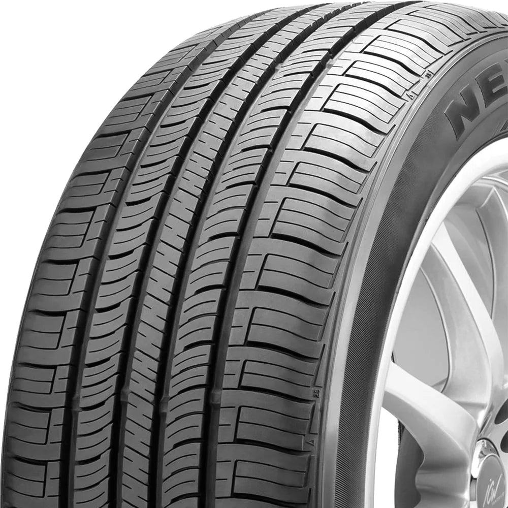 235/60R1 Nexen N'Priz AH5 107H XL as A/S All Season - Gun Hill Tire House (WTW - WHOLESALE TIRES & WHEELS)