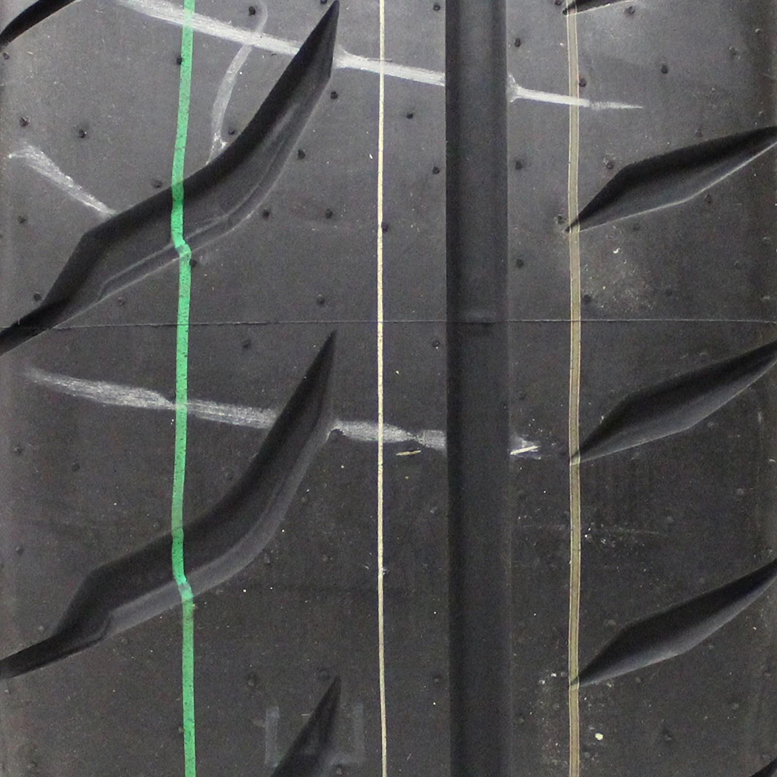 285/35R19 Toyo Proxes R888R 99 Y Tire - Gun Hill Tire House (WTW - WHOLESALE TIRES & WHEELS)