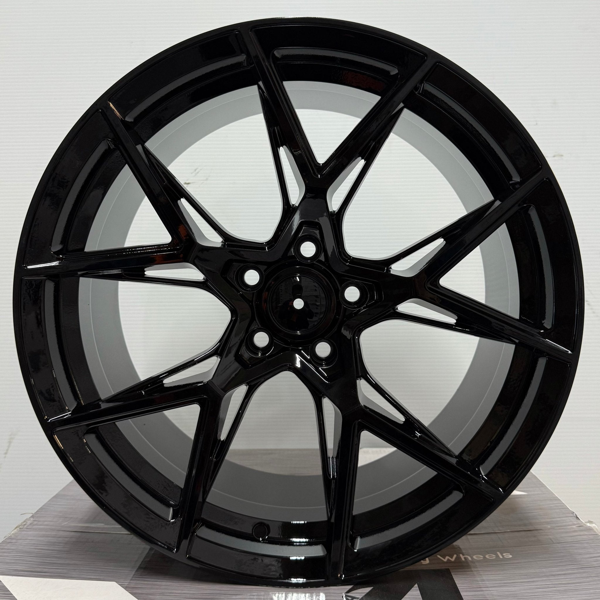 AF629 19x8.5 5x112 / 5x114.3 GLOSS BLACK - Gun Hill Tire House (WTW - WHOLESALE TIRES & WHEELS)
