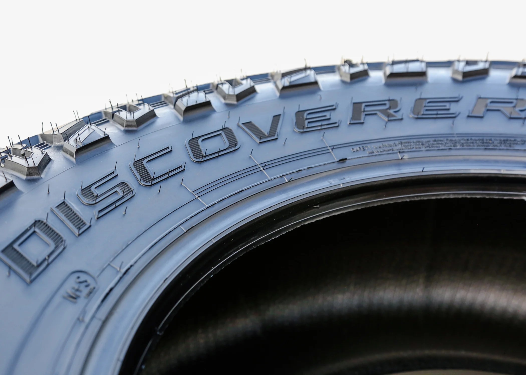 Discoverer STT Pro Mud Terrain LT35X12.50R20 125Q F Light Truck Tire - Gun Hill Tire House (WTW - WHOLESALE TIRES & WHEELS)