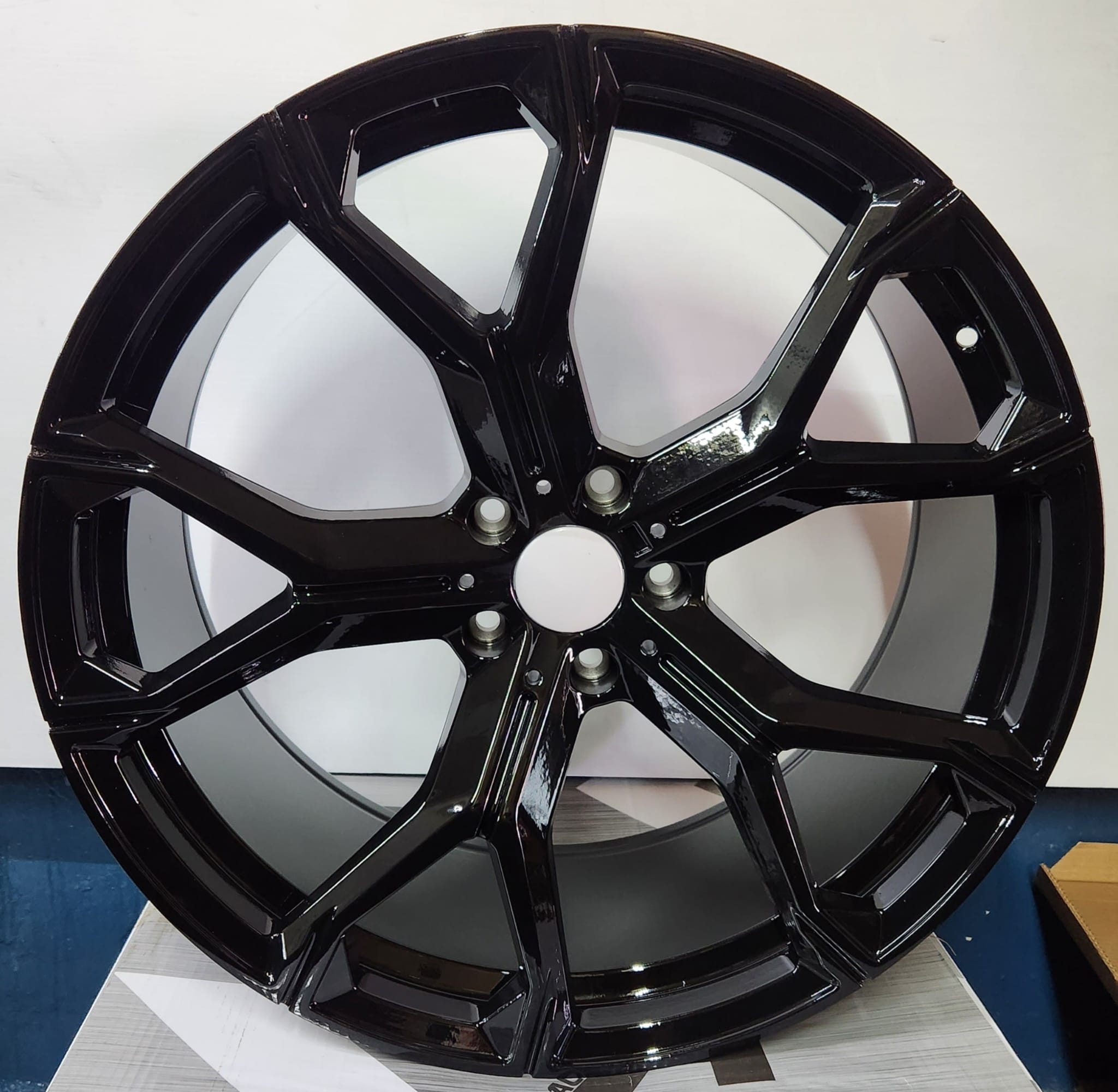 W702 20x9 5x120 GLOSS BLACK - Gun Hill Tire House (WTW - WHOLESALE TIRES & WHEELS)