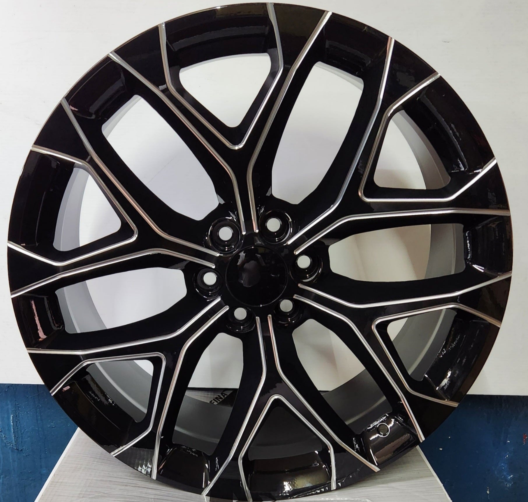 SNOW FLAKE - CHEVY 26X10 6X139.7 PIANO BLACK MILLING SPOKES - Gun Hill Tire House (WTW - WHOLESALE TIRES & WHEELS)