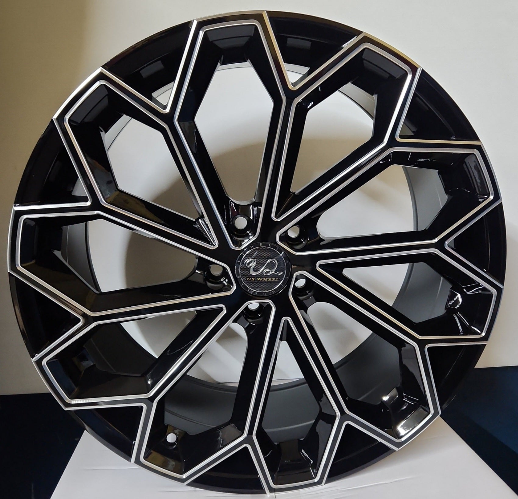 U2 65 - M WHEELS 18X8 5X114.3 B+MW - Gun Hill Tire House (WTW - WHOLESALE TIRES & WHEELS)