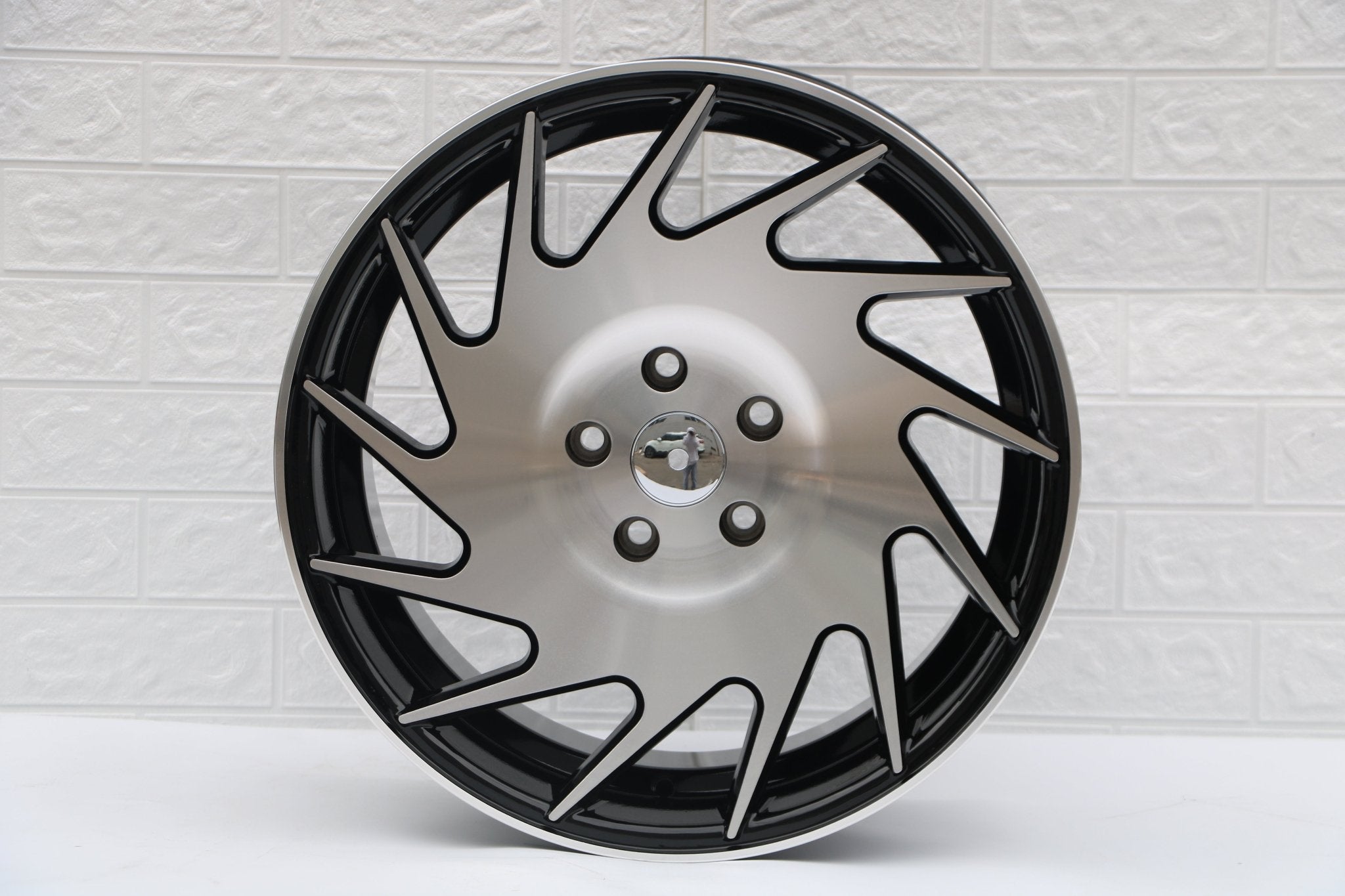 W022 IV - 1229 Black Machined Face 18x8.5 ET35 5x114.3 CB73.1 iv - 1229 - Gun Hill Tire House (WTW - WHOLESALE TIRES & WHEELS)