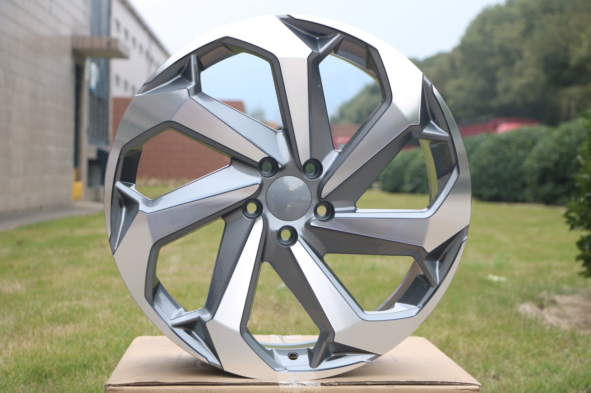W316 Gunmetal Machined Face 22x8.0 ET40 5x120 CB73.1 - Gun Hill Tire House (WTW - WHOLESALE TIRES & WHEELS)