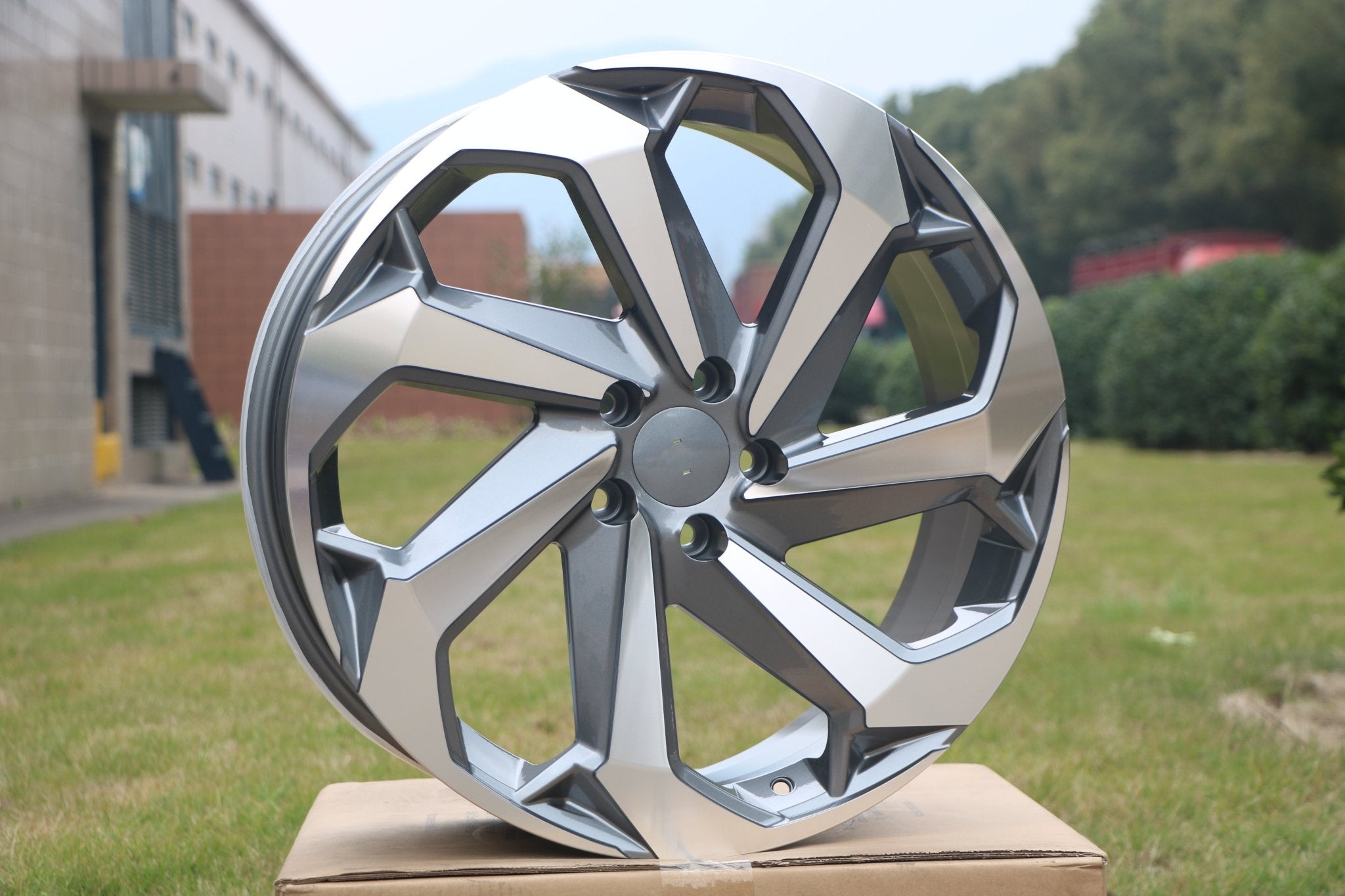 W316 Gunmetal Machined Face 22x8.0 ET40 5x120 CB73.1 - Gun Hill Tire House (WTW - WHOLESALE TIRES & WHEELS)