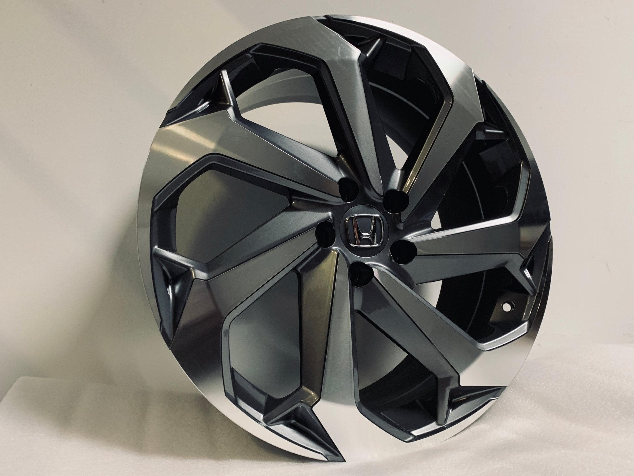 W316 Gunmetal Machined Face 22x8.0 ET40 5x100 CB73.1 - Gun Hill Tire House (WTW - WHOLESALE TIRES & WHEELS)