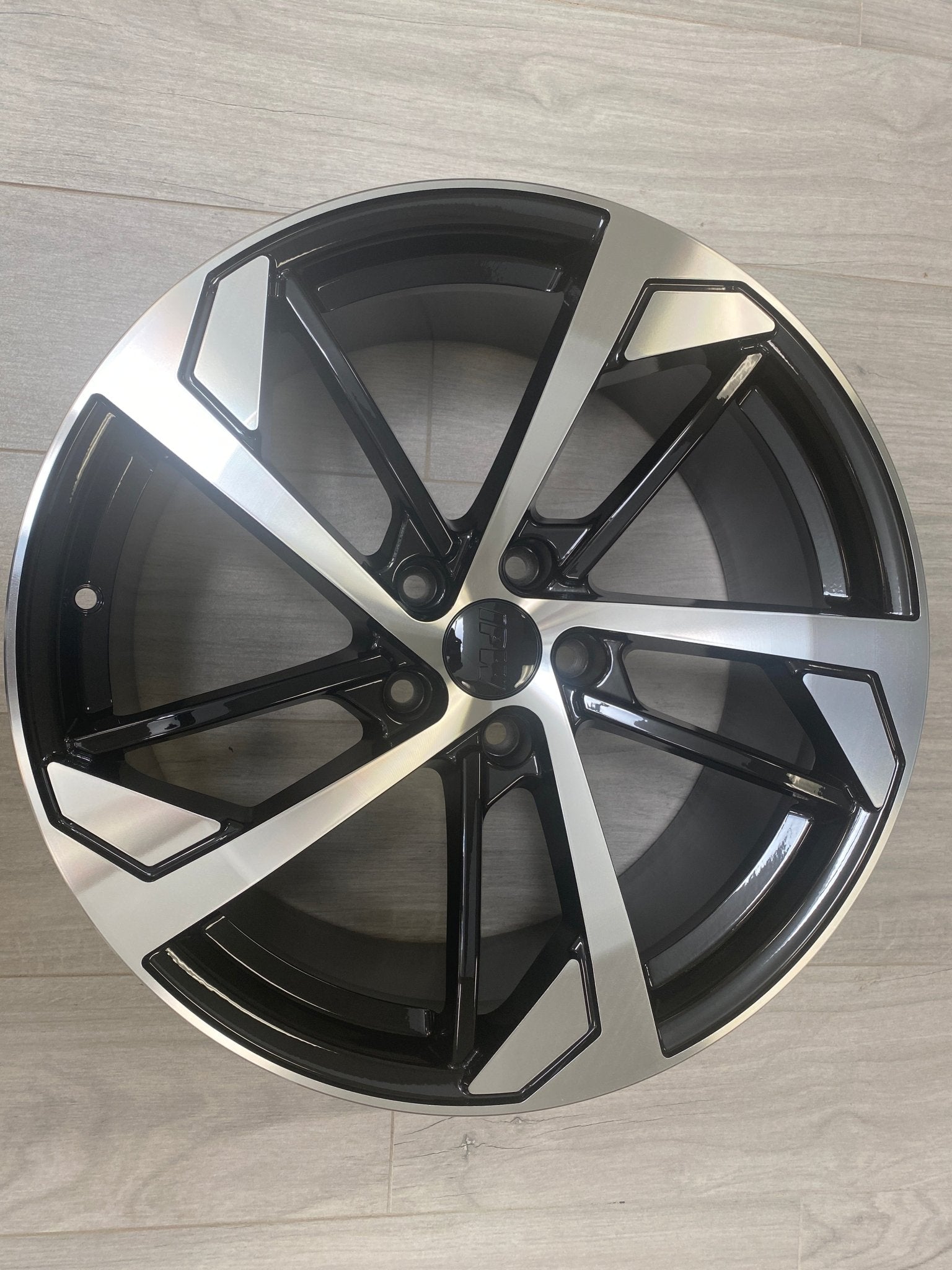 W614 1277 Black Machined Face 19x8.5 Et35 5x114.3 CB73.1 C030IPW - B - Gun Hill Tire House (WTW - WHOLESALE TIRES & WHEELS)