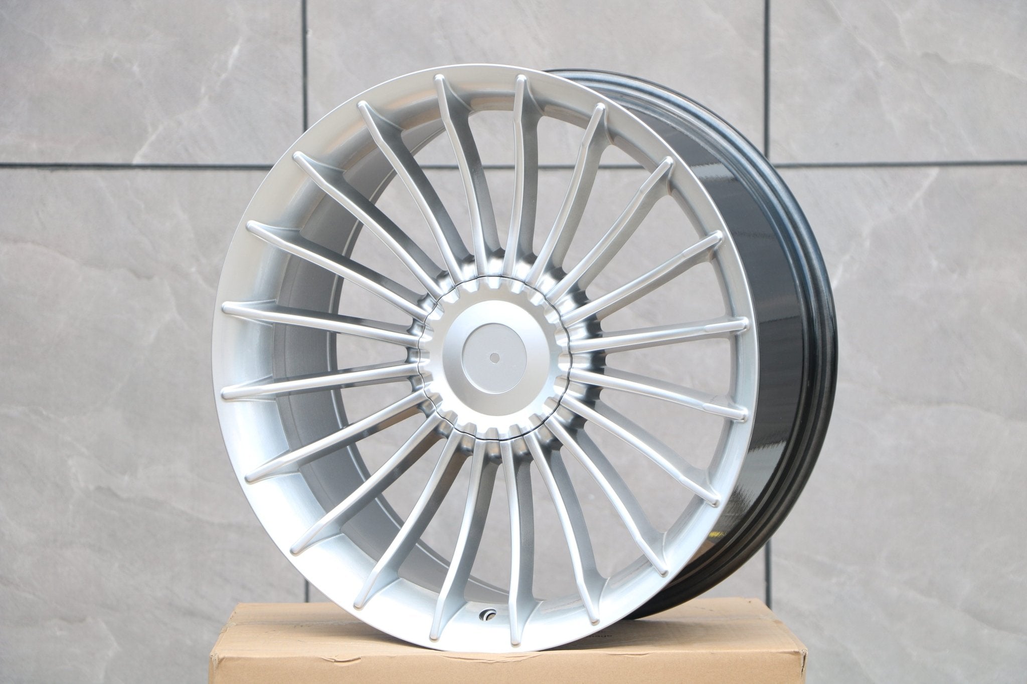 W724 Hyper Silver 20x9.5 ET20 CB72.6 5x112/120 - Gun Hill Tire House (WTW - WHOLESALE TIRES & WHEELS)