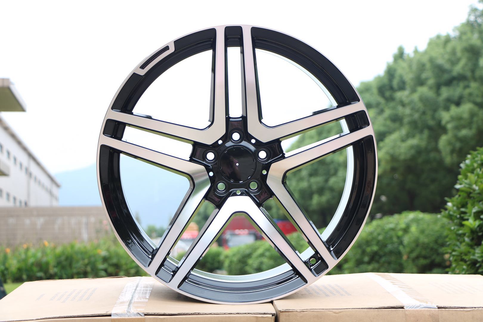 W815 1048 Black Machined Face 20x8.5 ET35 5x112 CB66.6 - Gun Hill Tire House (WTW - WHOLESALE TIRES & WHEELS)