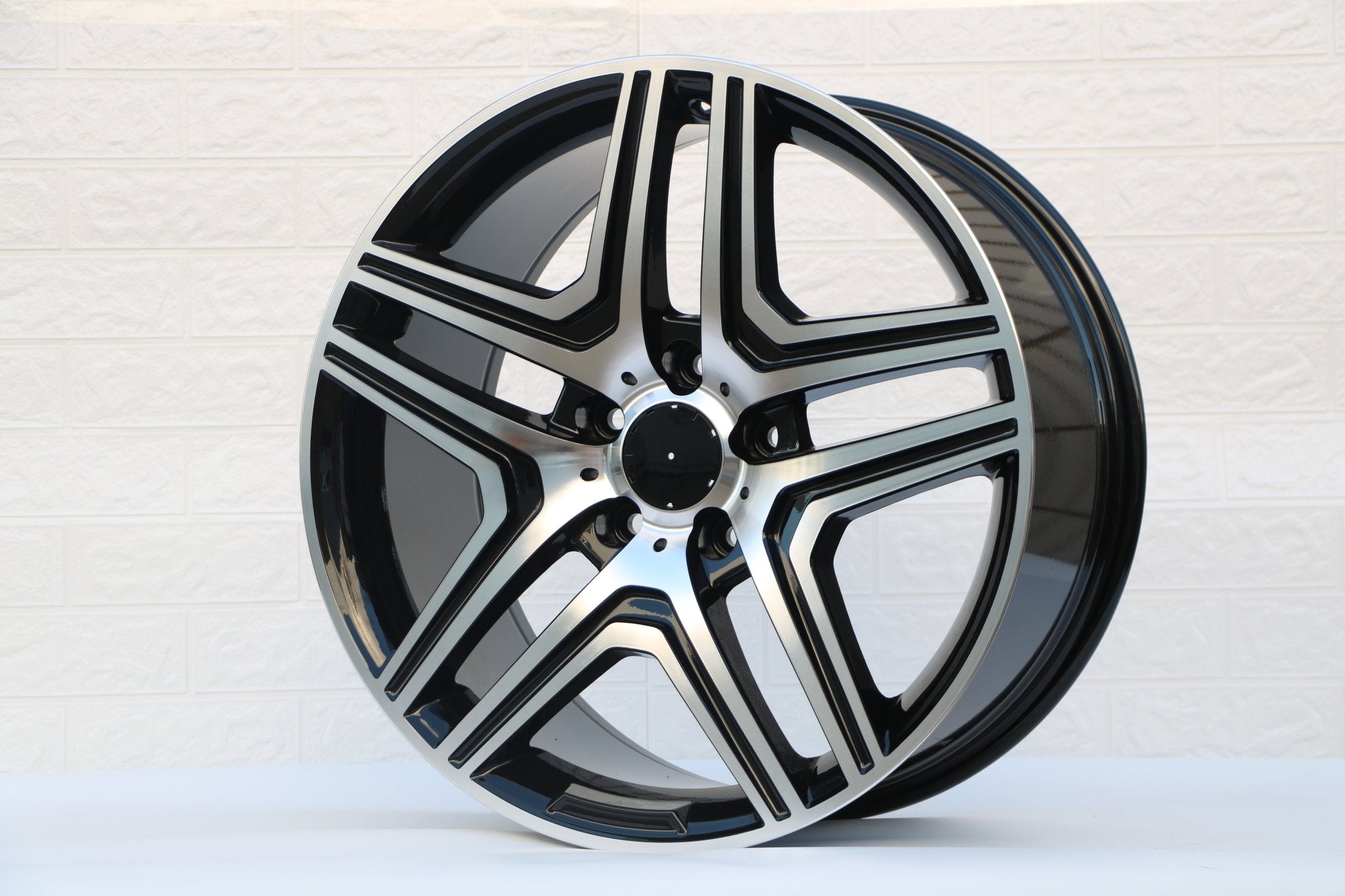 W824 157 Black Machined Face 22x10.0 ET45 5x130 CB84.1 - Gun Hill Tire House (WTW - WHOLESALE TIRES & WHEELS)
