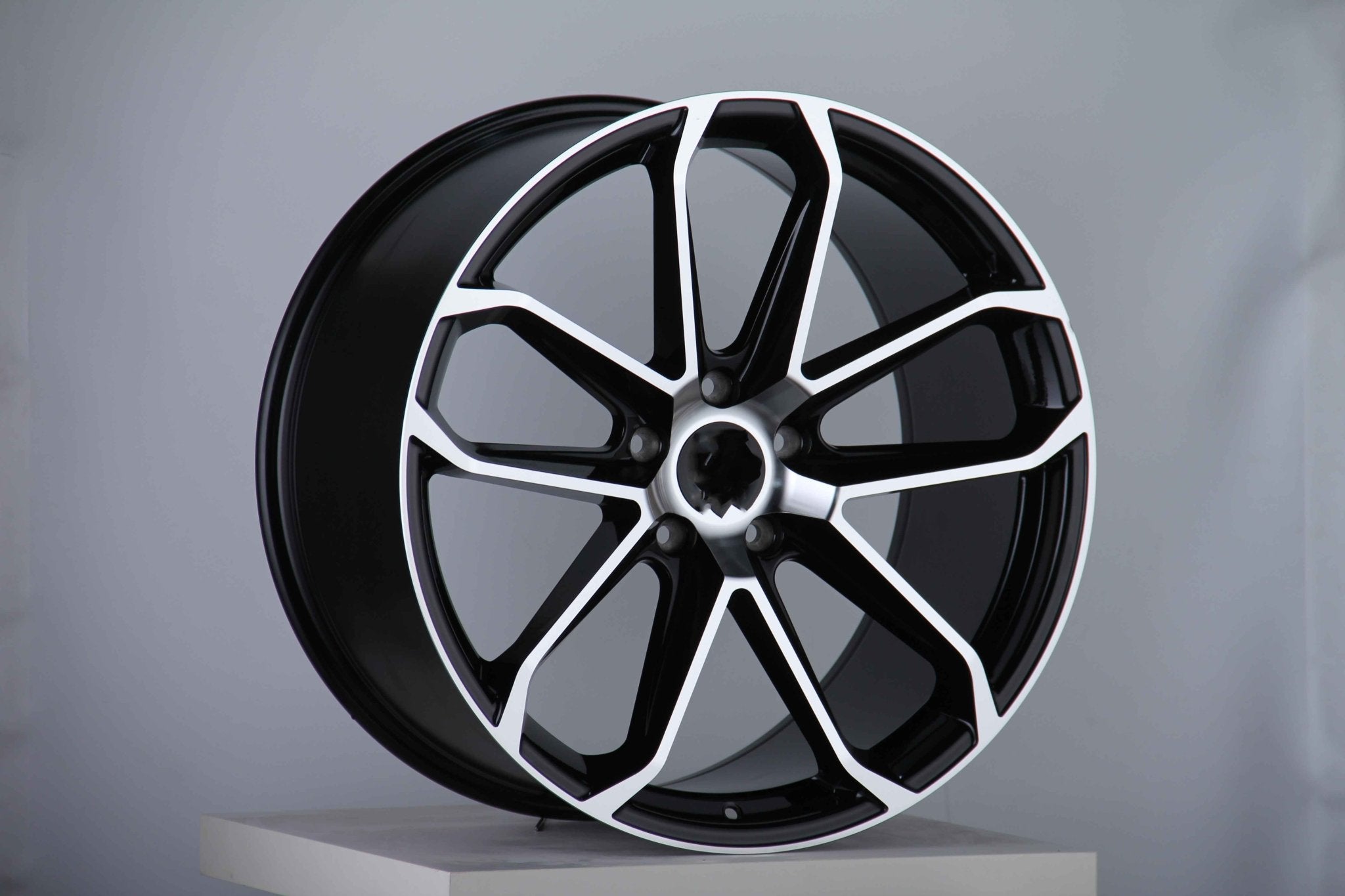 W861 D1869 Black Machine Face 22x11.5 ET61 5x130 CB71.5 - Gun Hill Tire House (WTW - WHOLESALE TIRES & WHEELS)