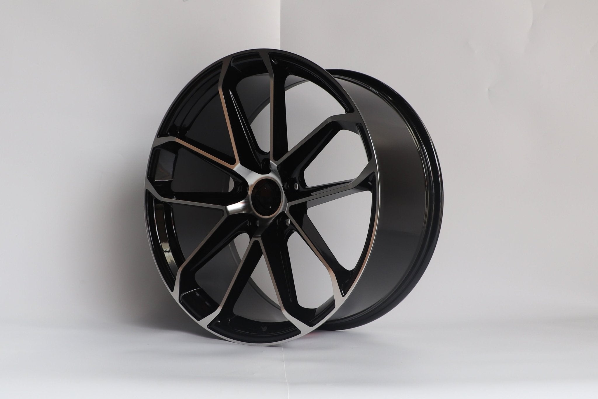 W861 D1869 Black Machine Face 22x11.5 ET61 5x130 CB71.5 - Gun Hill Tire House (WTW - WHOLESALE TIRES & WHEELS)