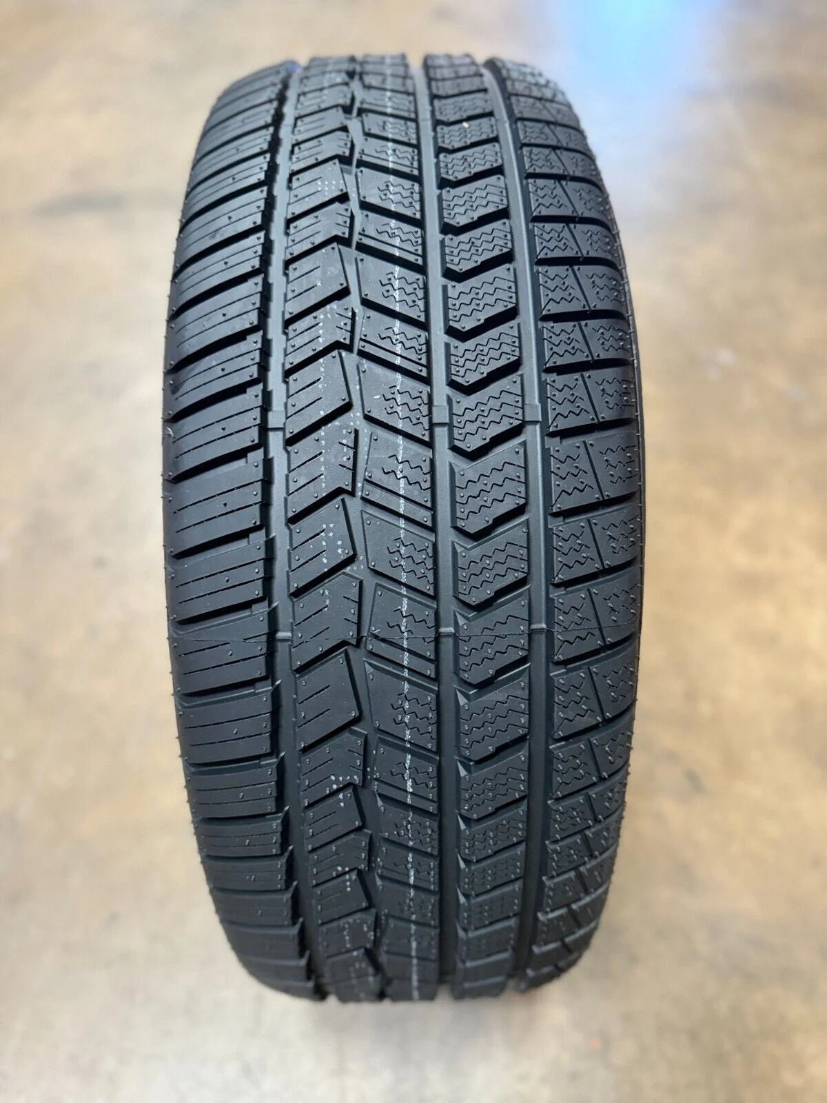 195/65R15 Kenda Vezda Touring 4S 91H BSW - Gun Hill Tire House (WTW - WHOLESALE TIRES & WHEELS)