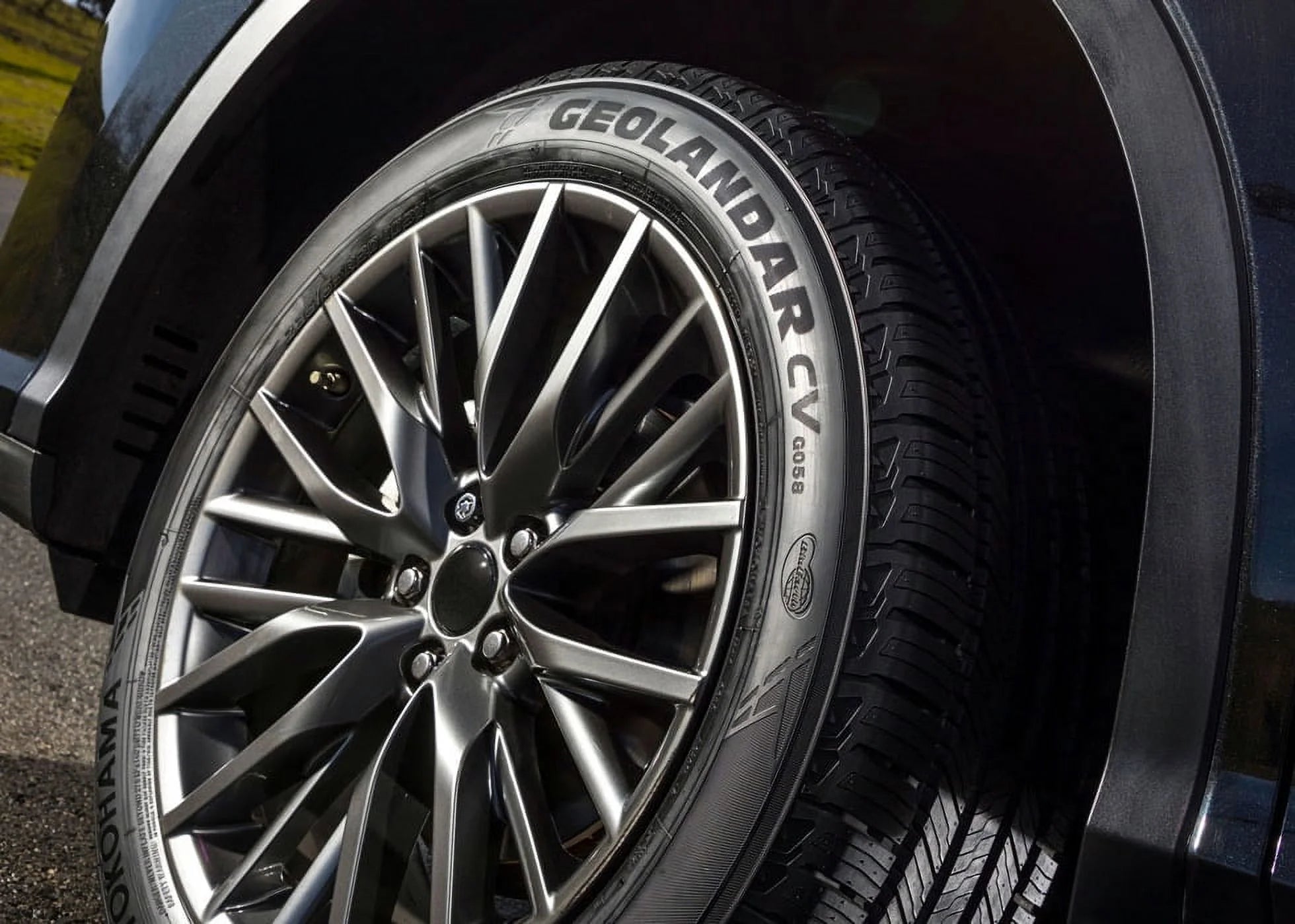 235/50R19XL Yokohama Geolandar CV G058 99V BW All Season Tire - Gun Hill Tire House (WTW - WHOLESALE TIRES & WHEELS)