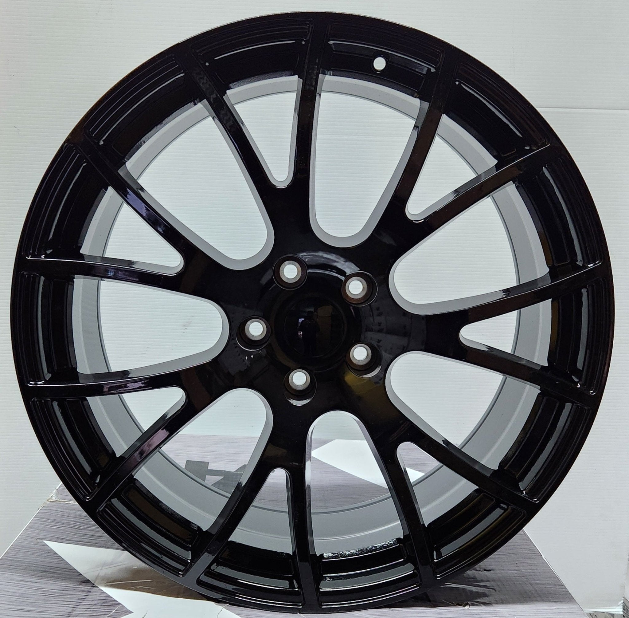 W598 22X9.5 5X127 GLOSS BLACK - Gun Hill Tire House (WTW - WHOLESALE TIRES & WHEELS)