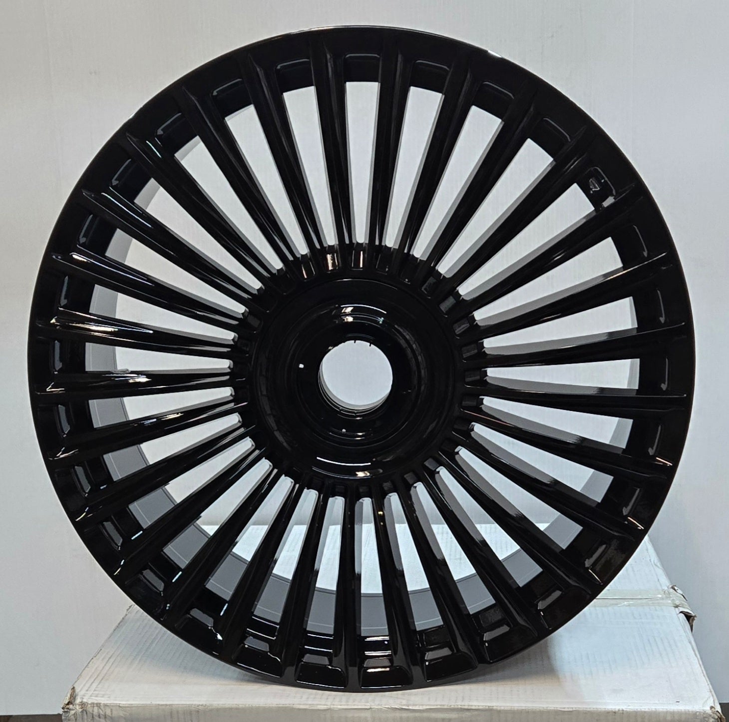 W841 22X9.0 5X112.3 5X112 5X114.3 GLOSS BLACK - Gun Hill Tire House (WTW - WHOLESALE TIRES & WHEELS)