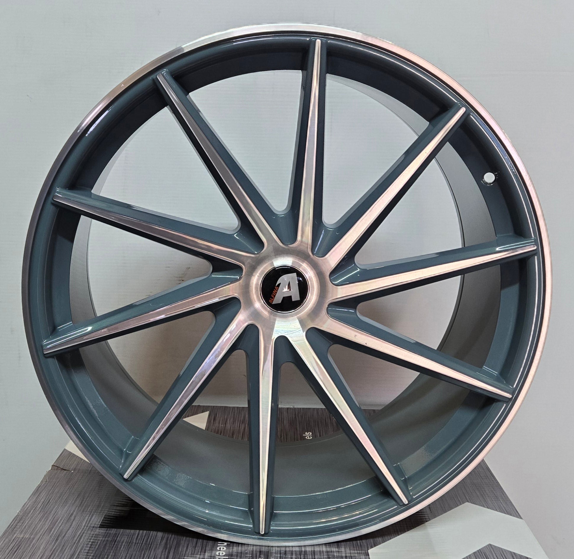 AF301 22X10.5 BLANK SILVER - Gun Hill Tire House (WTW - WHOLESALE TIRES & WHEELS)