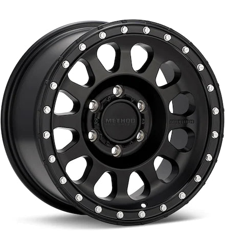 METHOD MR315 GOLD W/BLACK LIP - Gun Hill Tire House (WTW - WHOLESALE TIRES & WHEELS)